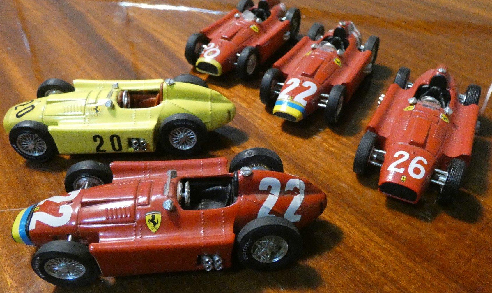 Ensemble de 64 modèles de la collection Scuderia Ferrari Historical Archive, années 1980 en vente 7