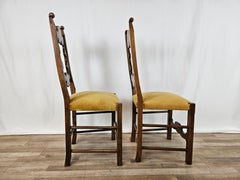 Set di 8 sedie in noce in stile rinascimentale, 1920, Italia
