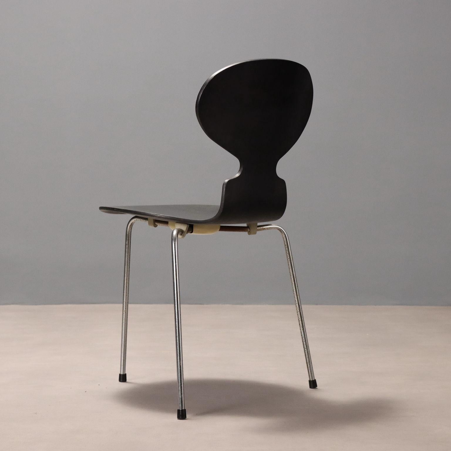 Satz von fünf 'Ameisen'-Stühlen von Arne Jacobsen für Fritz Hansen 1970-80er Jahre (Metall) im Angebot
