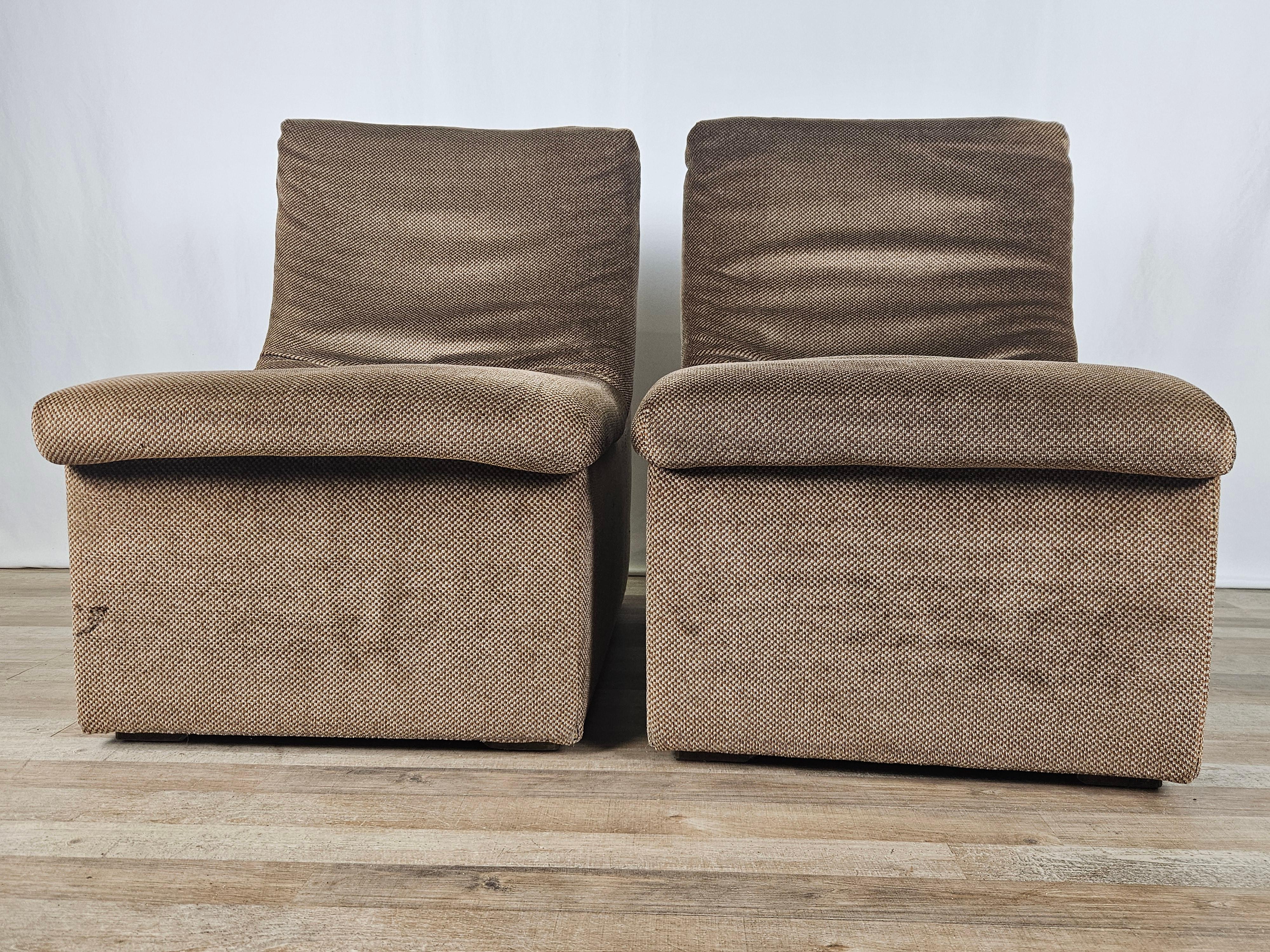 Set of five modular 1970s fabric seats For Sale 5