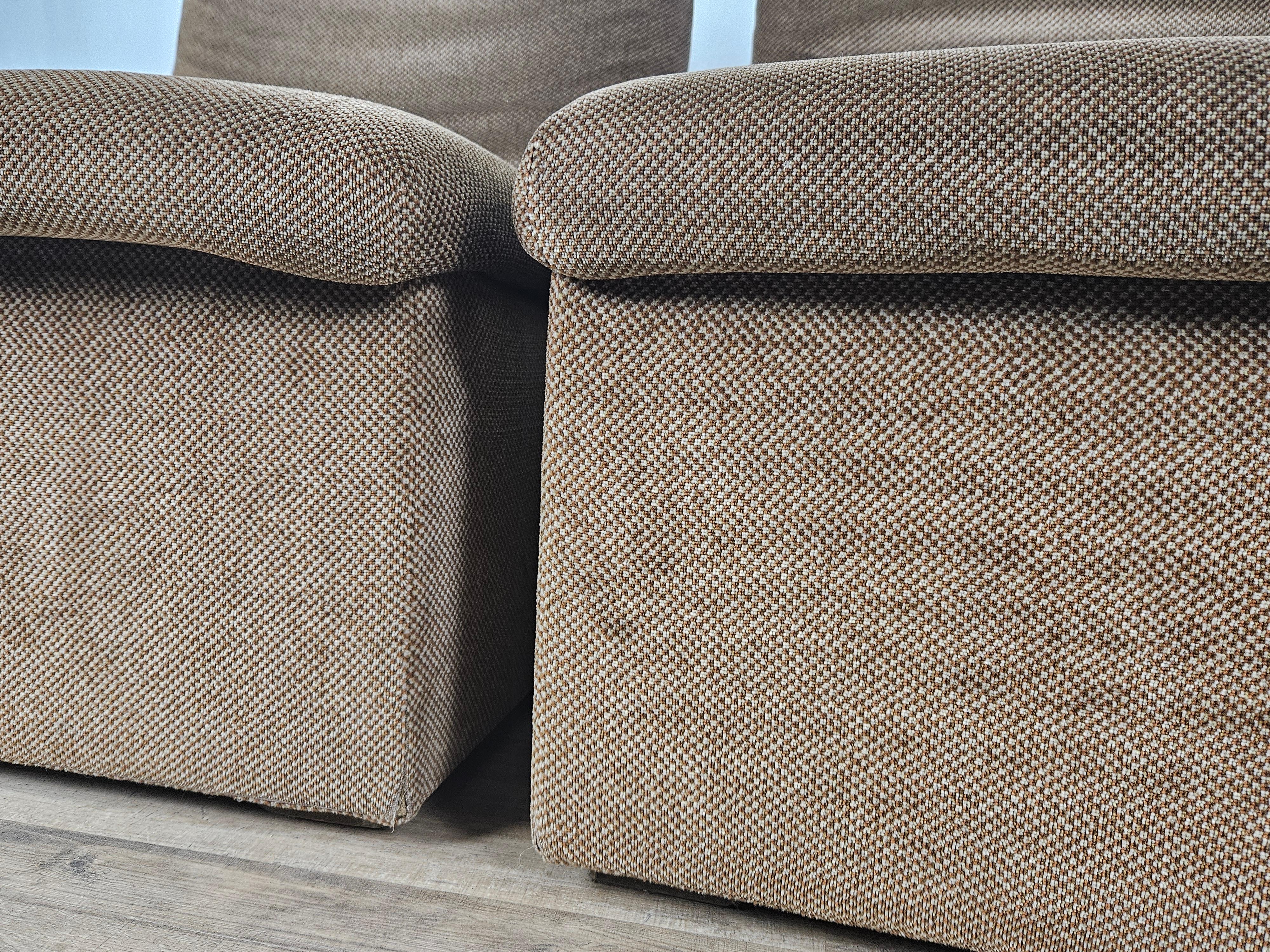 Set of five modular 1970s fabric seats For Sale 8