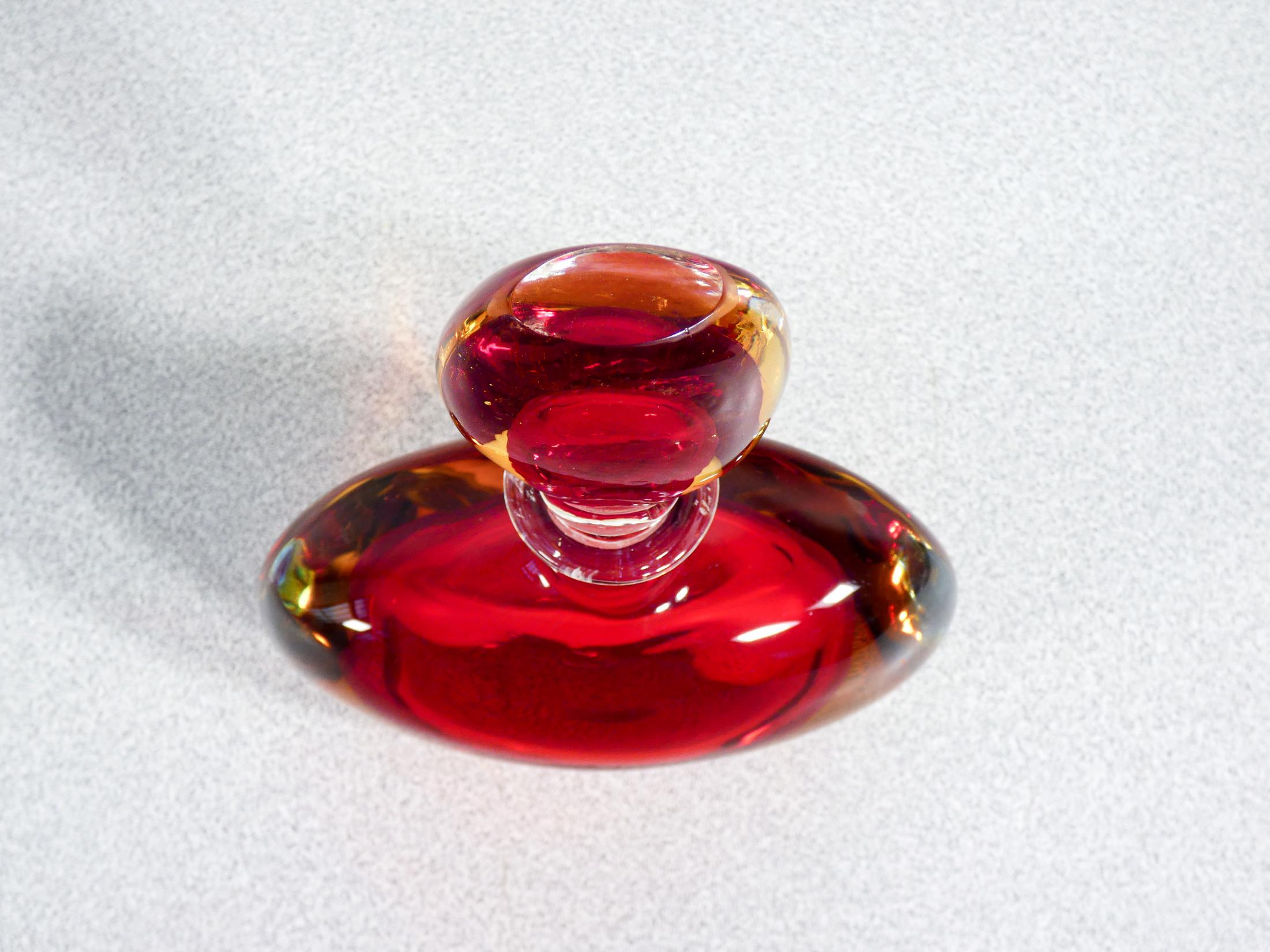 Set di cinque vasi, bottiglie in vetro soffiato di Murano. Anni 60 en venta 4
