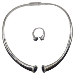 18kt White Gold Jewelry Set with Diamonds and Sapphires