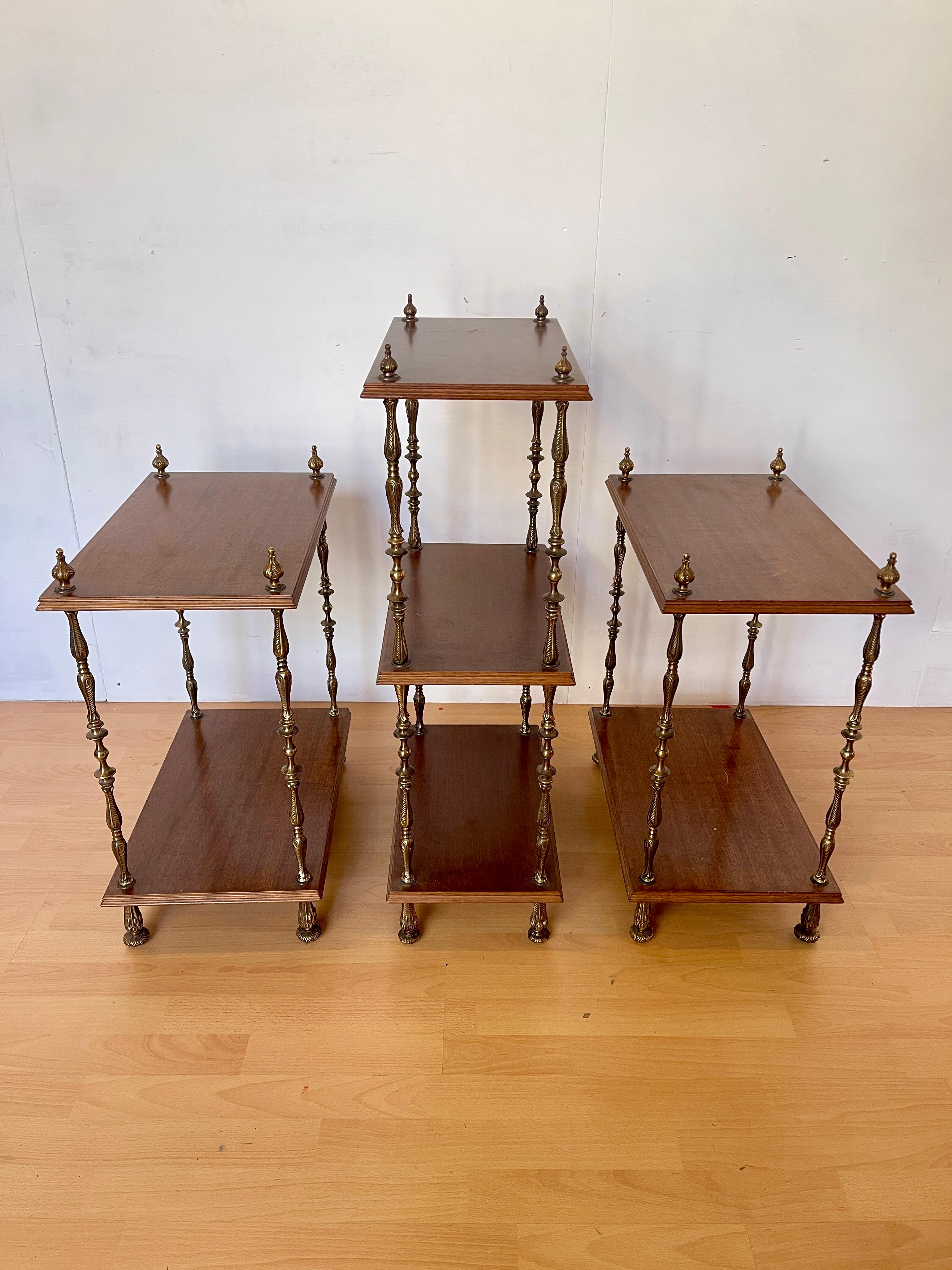 Set di librerie classiche italiane degli anni '50 in legno e bronzo For Sale 8