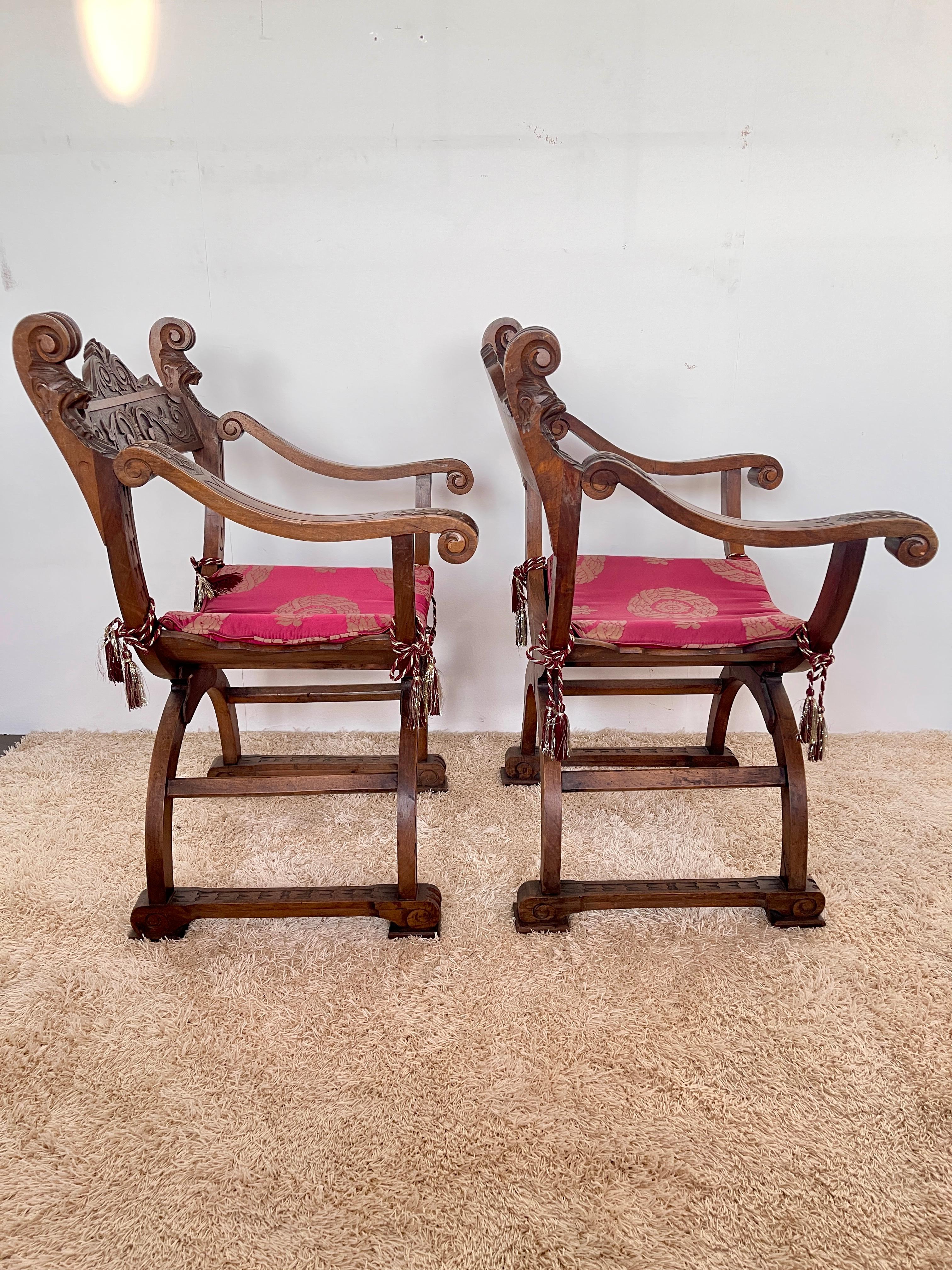 Ensemble fauteuil et canapé en bois de style Savonarola, 19e siècle, Florence en vente 5
