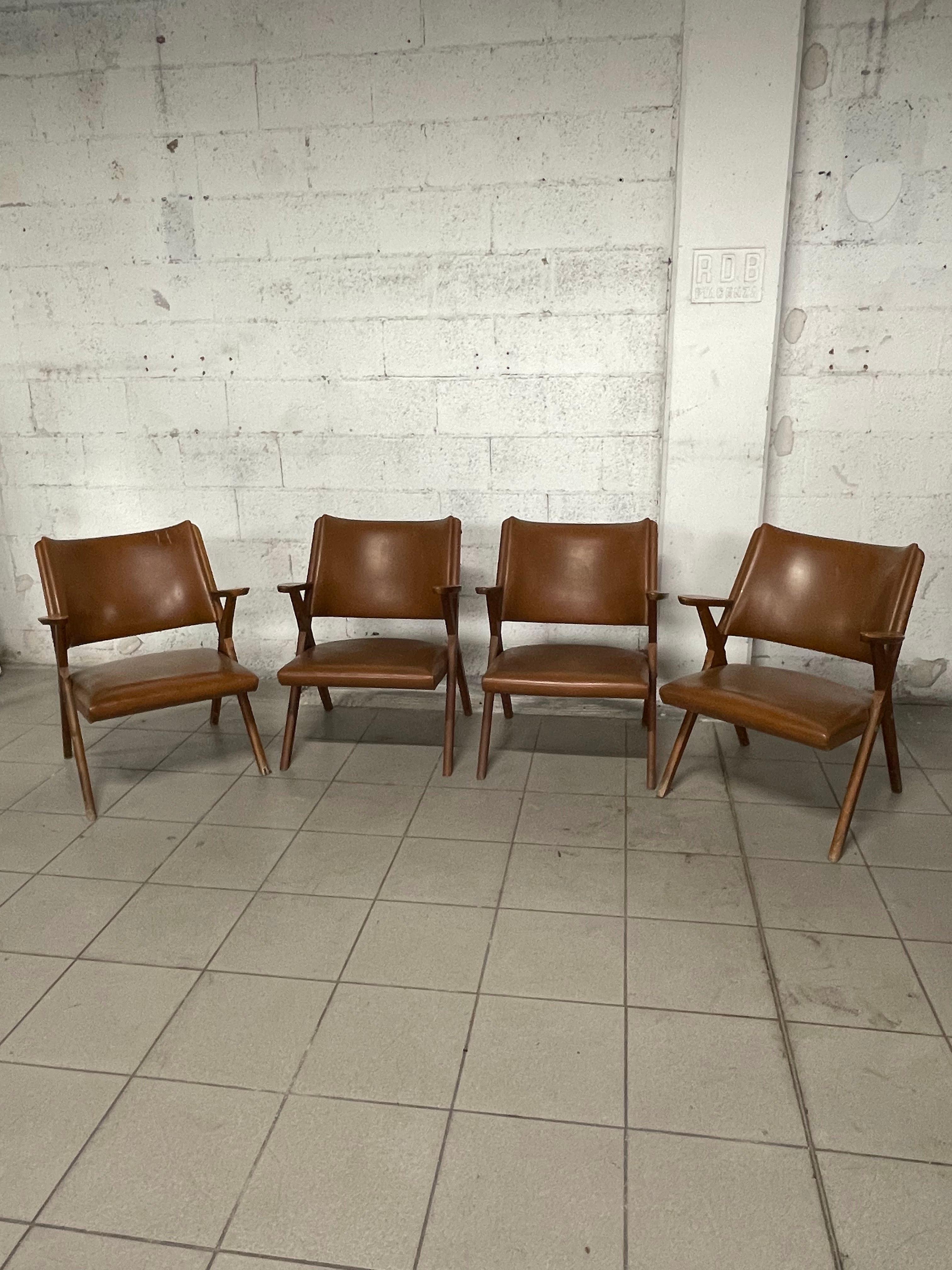 Set of 1960s armchairs from Dal Vera furniture factory, Italy For Sale 8