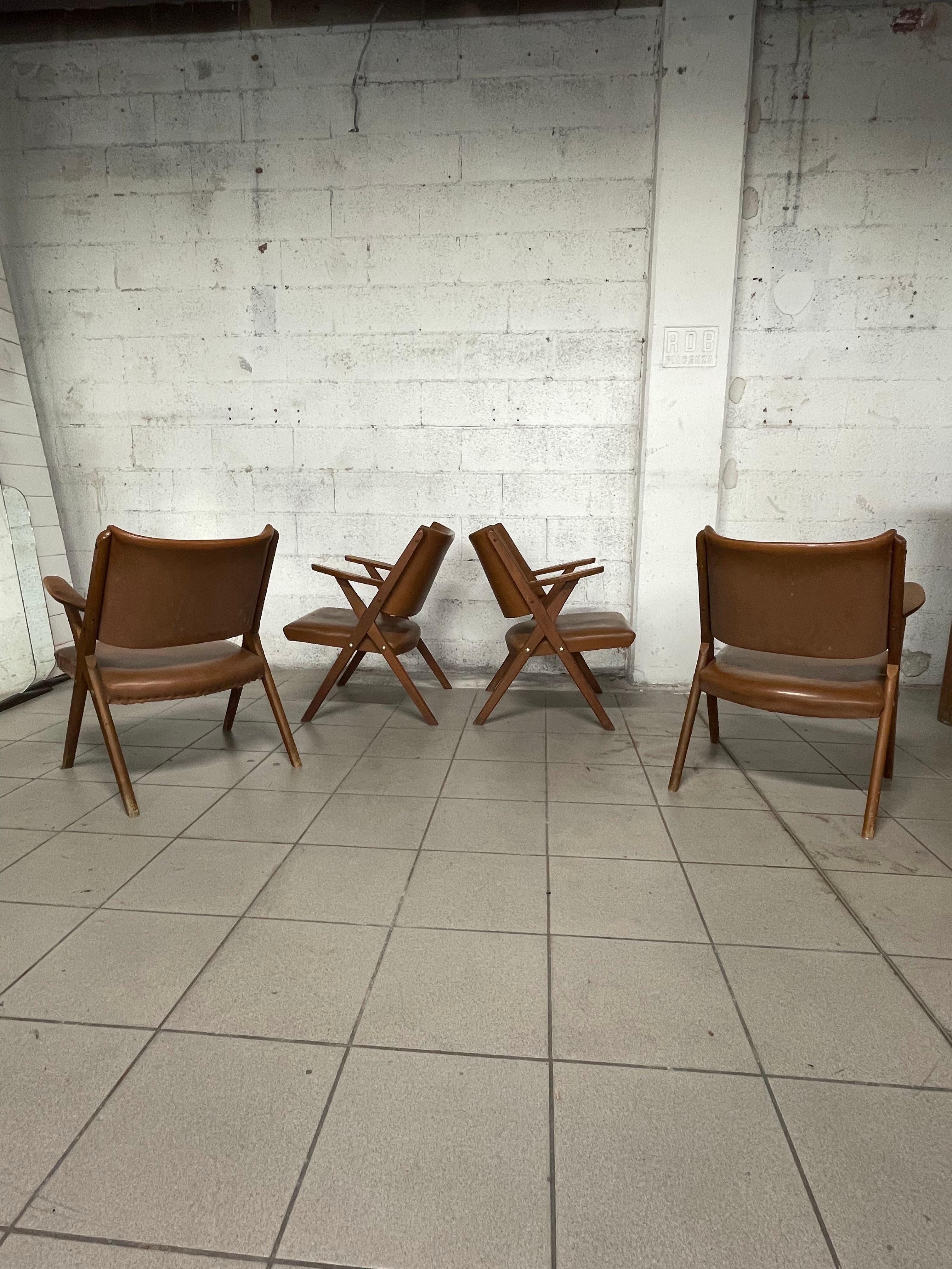 Set of 1960s armchairs from Dal Vera furniture factory, Italy For Sale 1