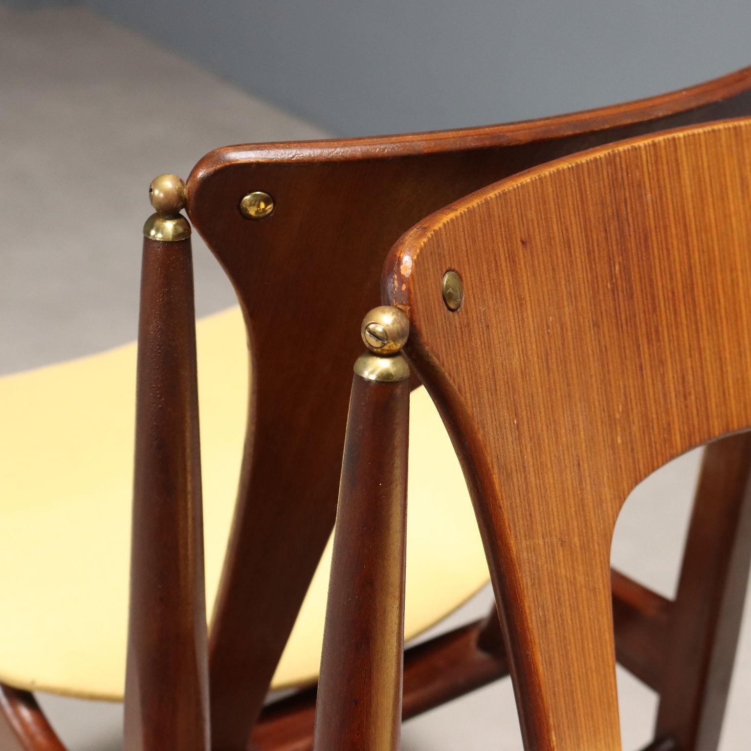 Ensemble de quatre chaises 1960 Manufacture nord-européenne Bon état - En vente à Milano, IT