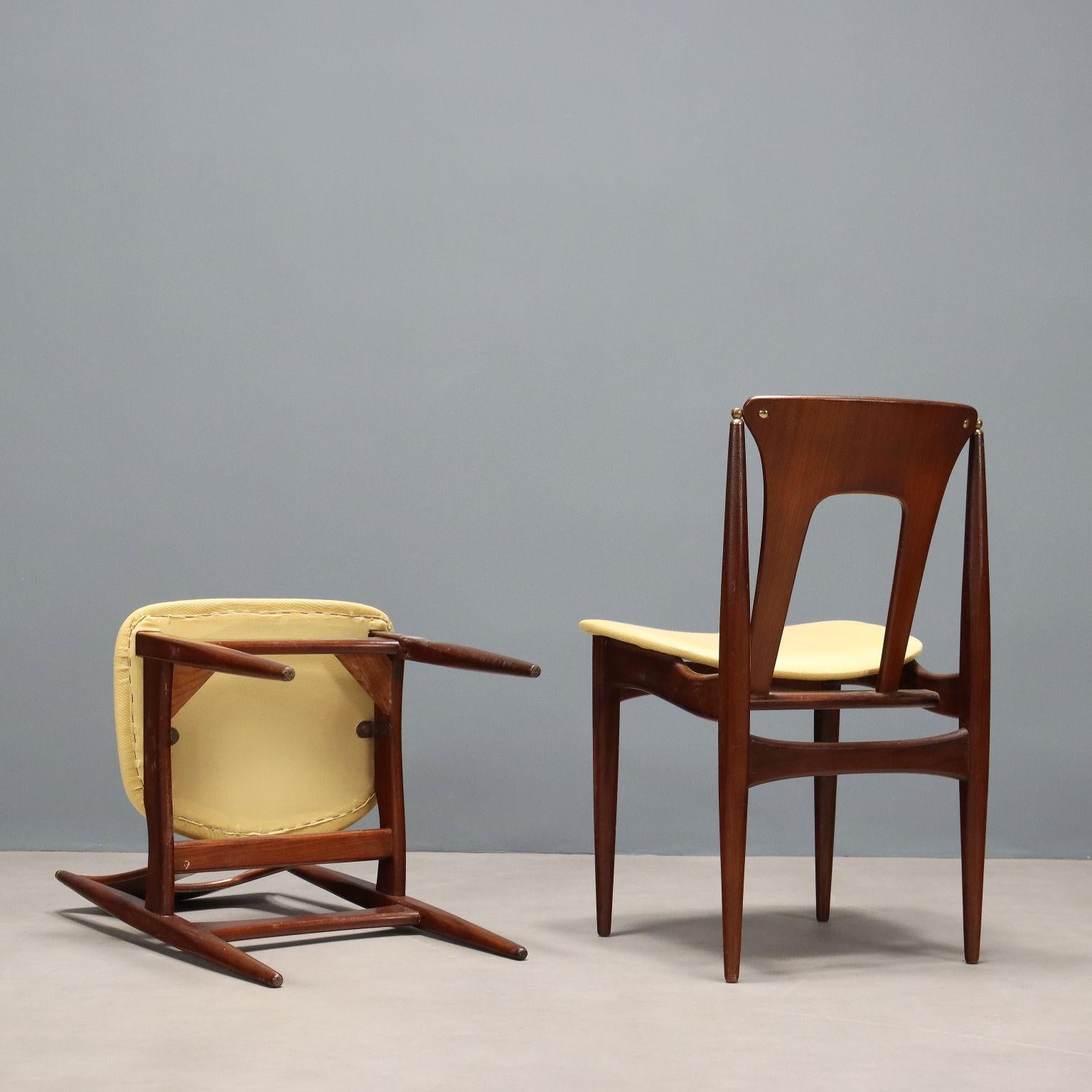Ensemble de quatre chaises 1960 Manufacture nord-européenne en vente 2