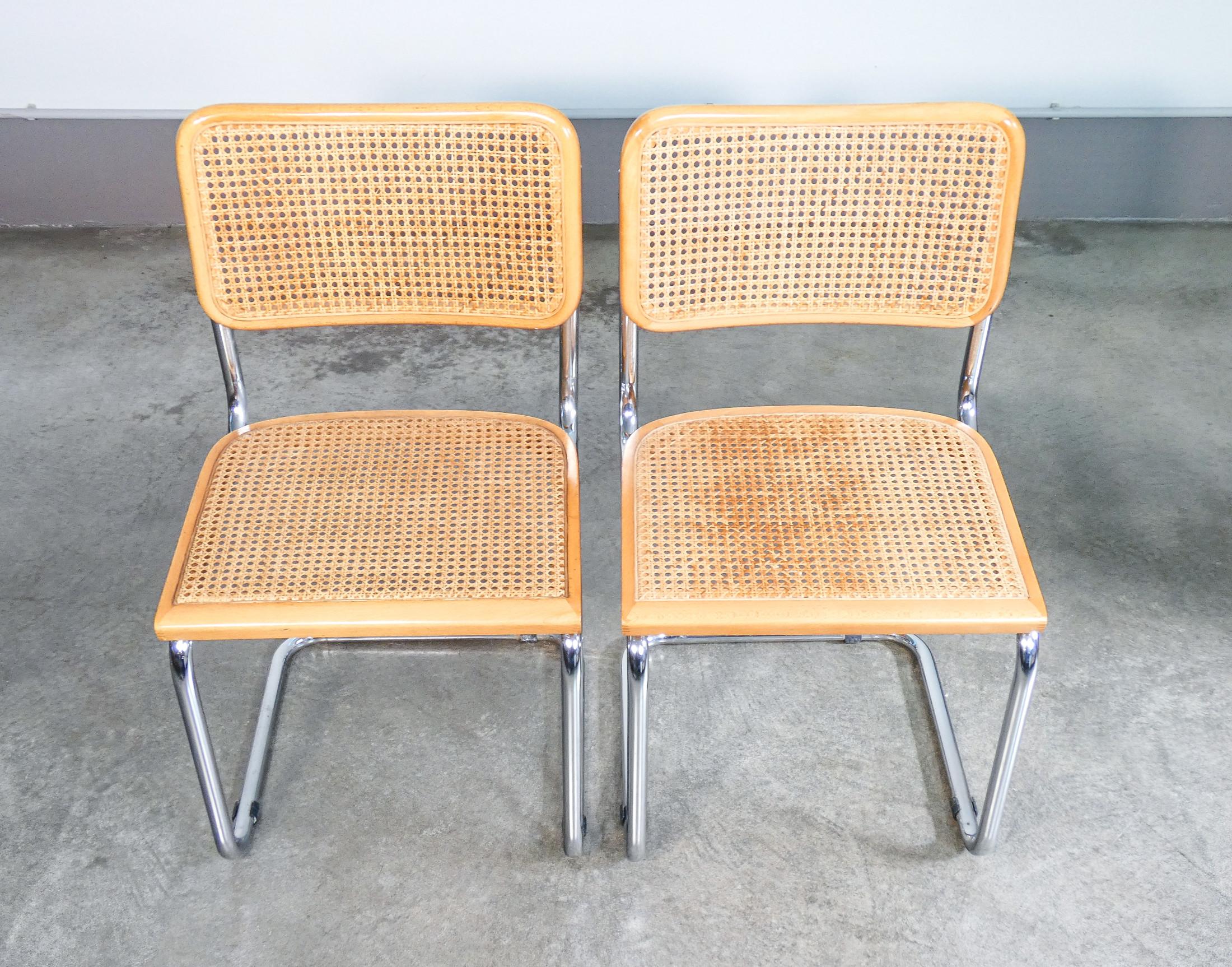 Ensemble de quatre chaises CESCA B32 design Marcel BREUER. Italie, années 70 Bon état à Torino, IT