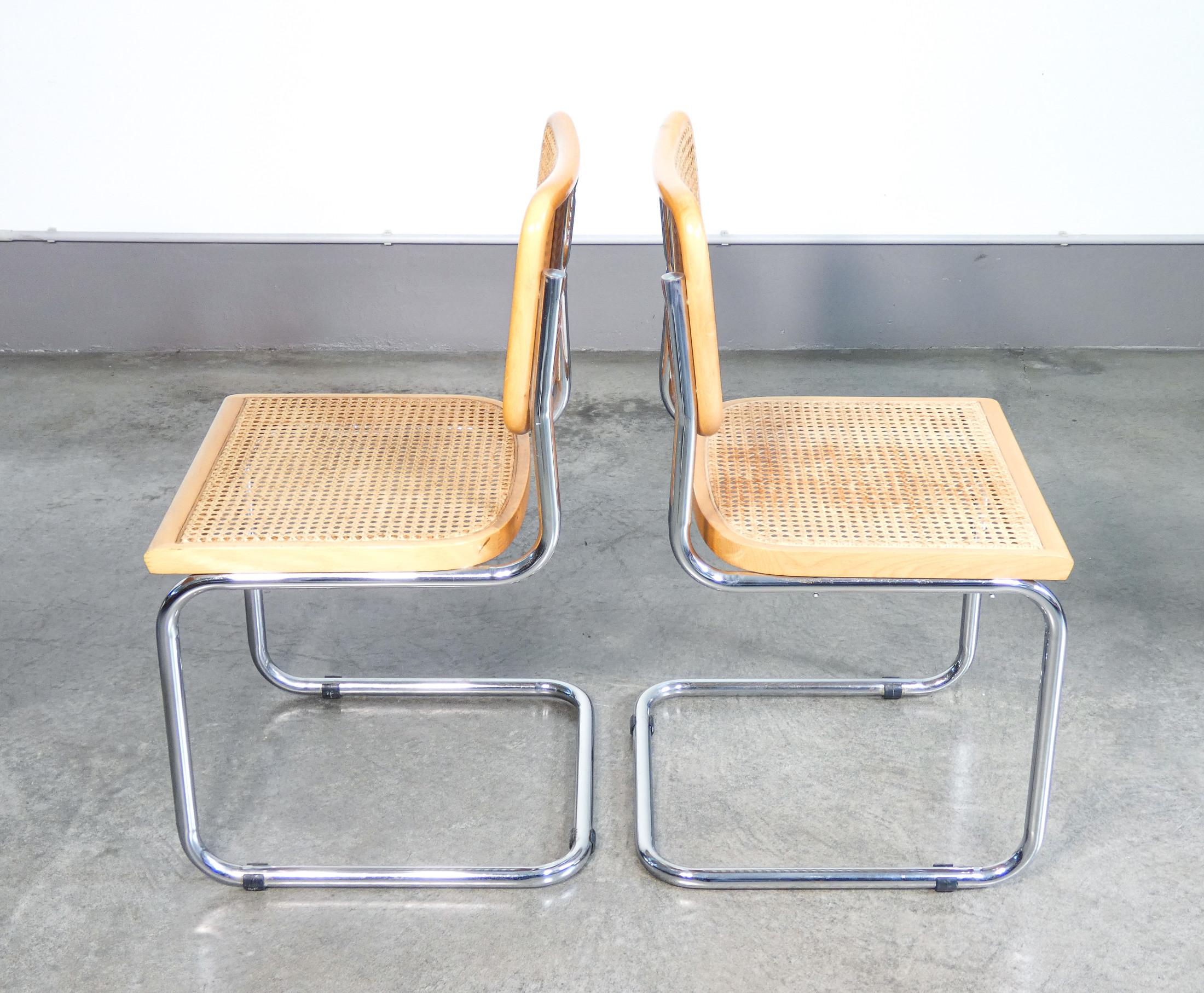 Ensemble de quatre chaises CESCA B32 design Marcel BREUER. Italie, années 70 1