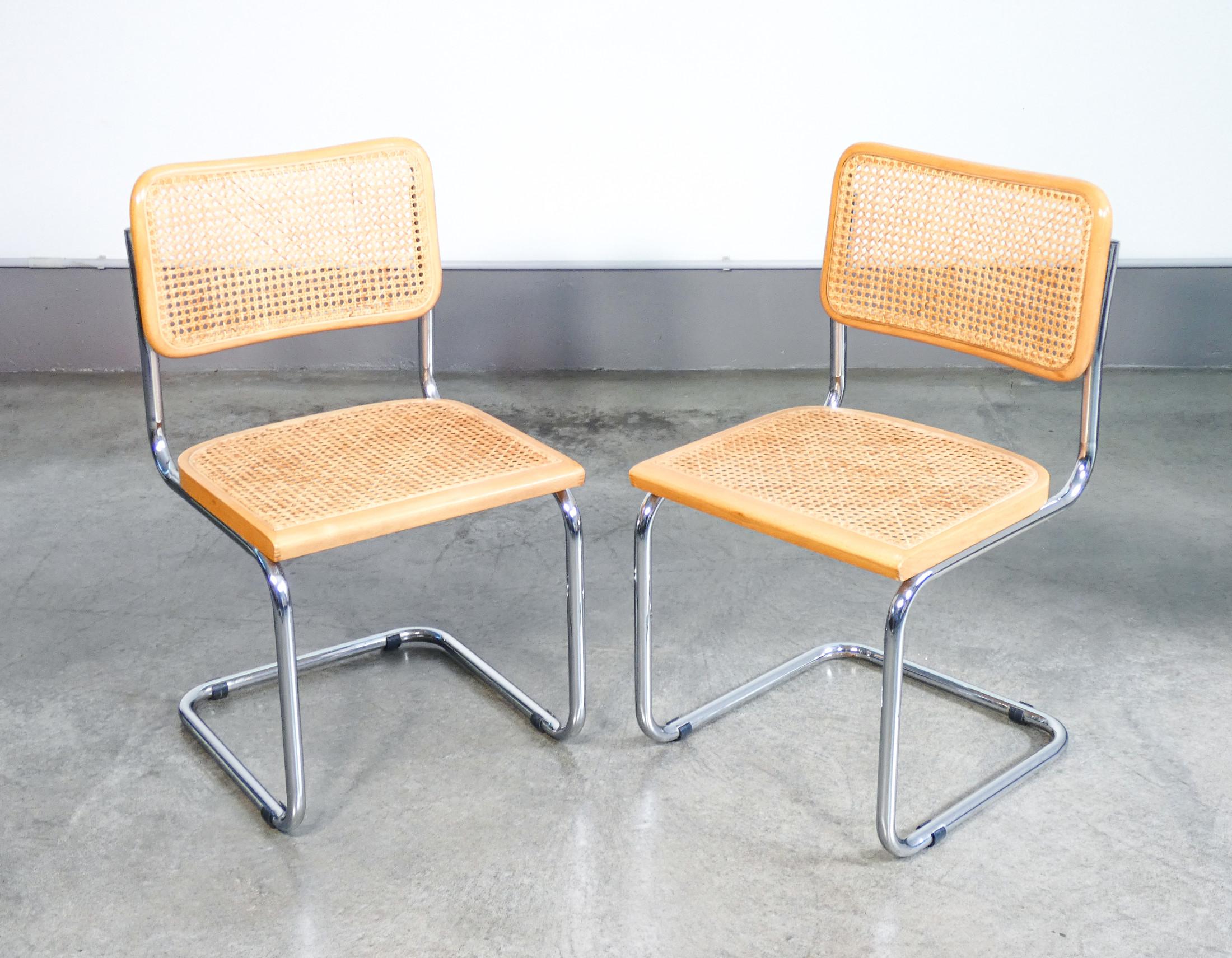 Ensemble de quatre chaises CESCA B32 design Marcel BREUER. Italie, années 70 2