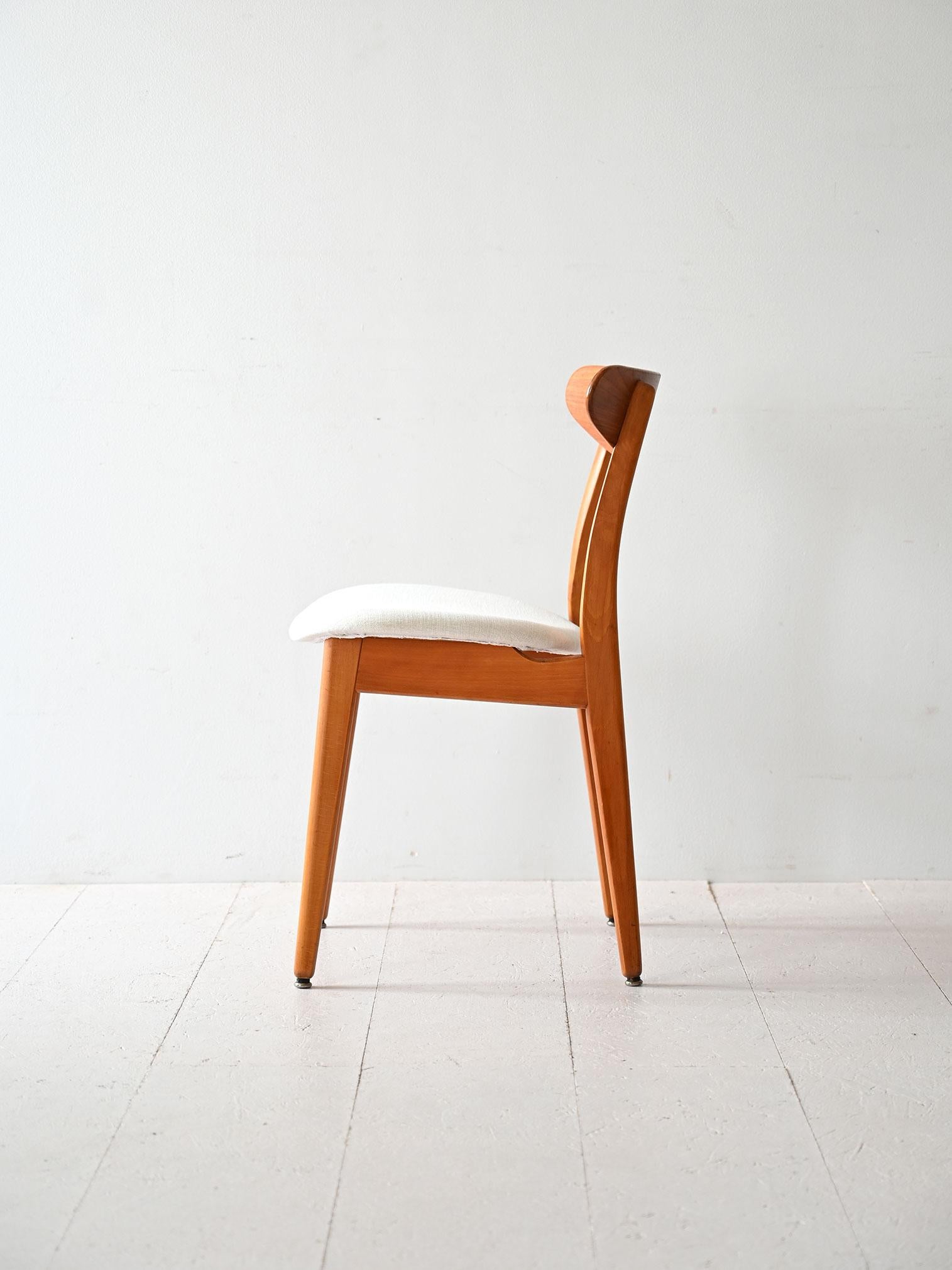 Mid-20th Century Ensemble de quatre chaises de Hans Wegner en vente