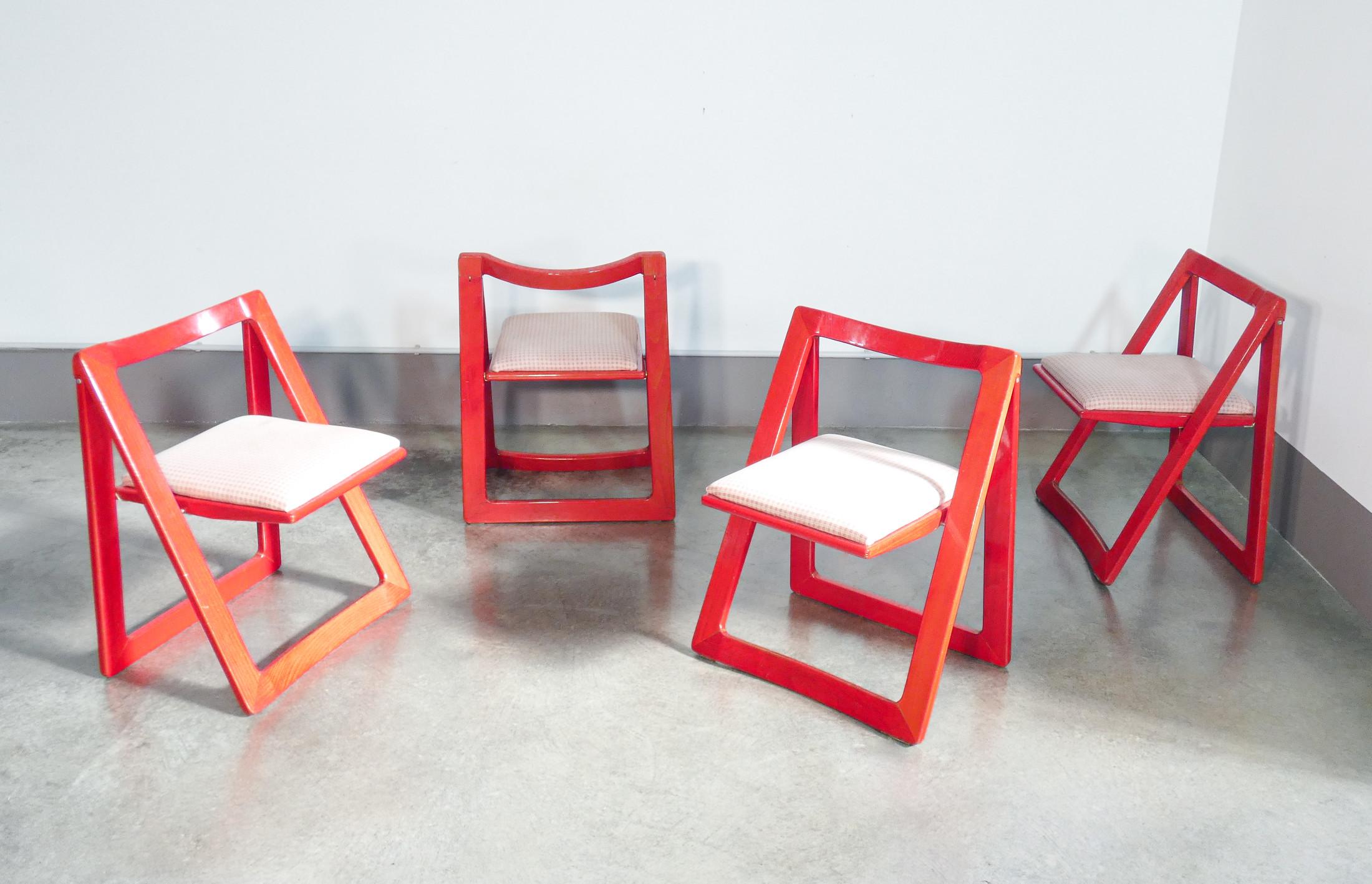 Set of four chairs
TRIESTE, design
Pierangela D'ANIELLO
and Aldo JACOBER
for BAZZANI,
red model.

ORIGIN
Italy

PERIOD
1966

DESIGNER
Pierangela D'ANIELLO
and Aldo JACOBER

MARK
BAZZANI

MODEL
Trieste

MATERIALS
Red lacquered wood,
upholstered