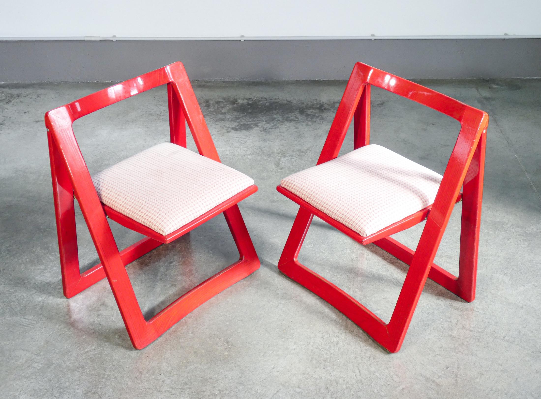 Italian Set of four TRIESTE chairs, designed by D'ANIELLO & JACOBER for BAZZANI, red. '66 For Sale
