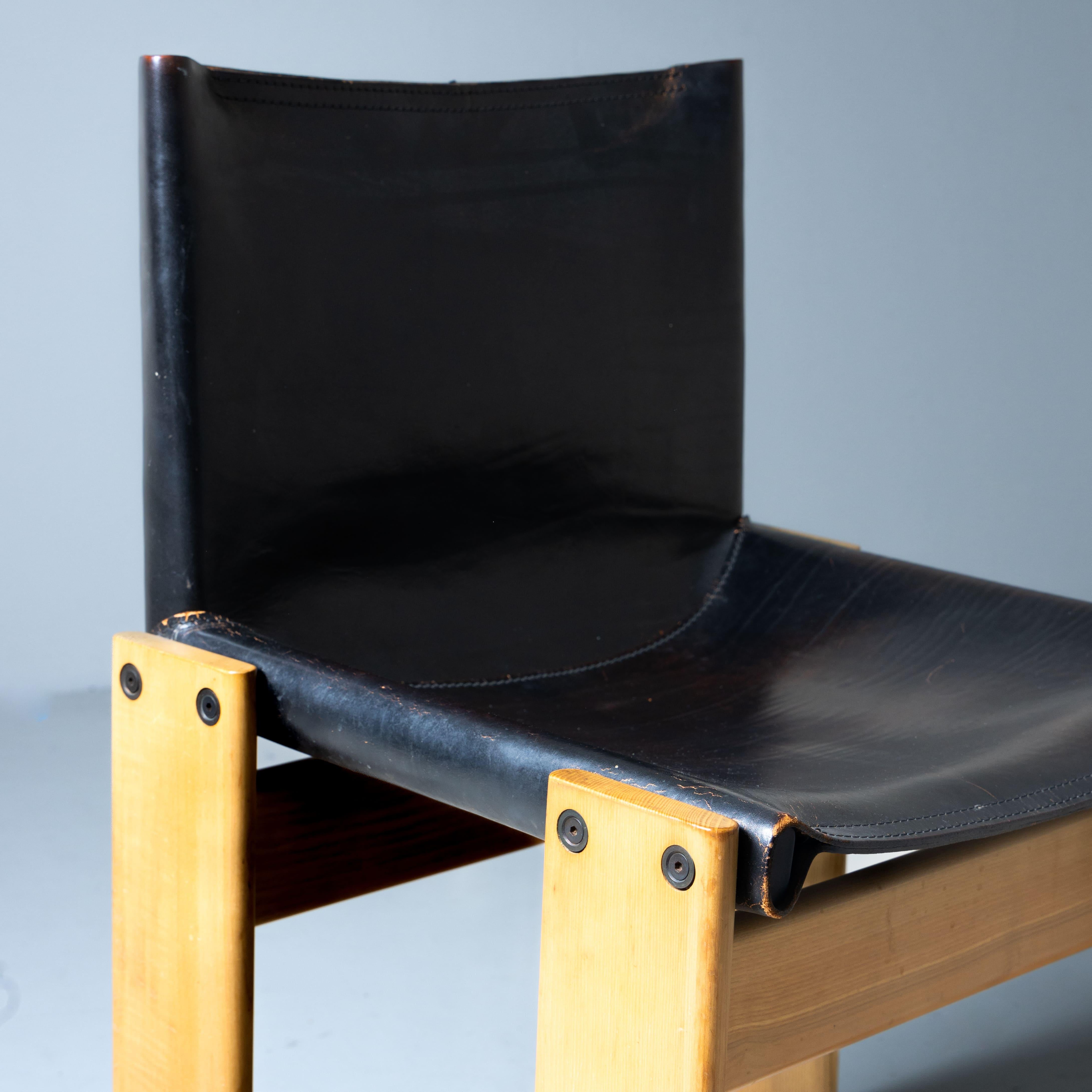 Ensemble de 8 chaises Monk, Afra et Tobia Scarpa pour Molteni 1970 en vente 3