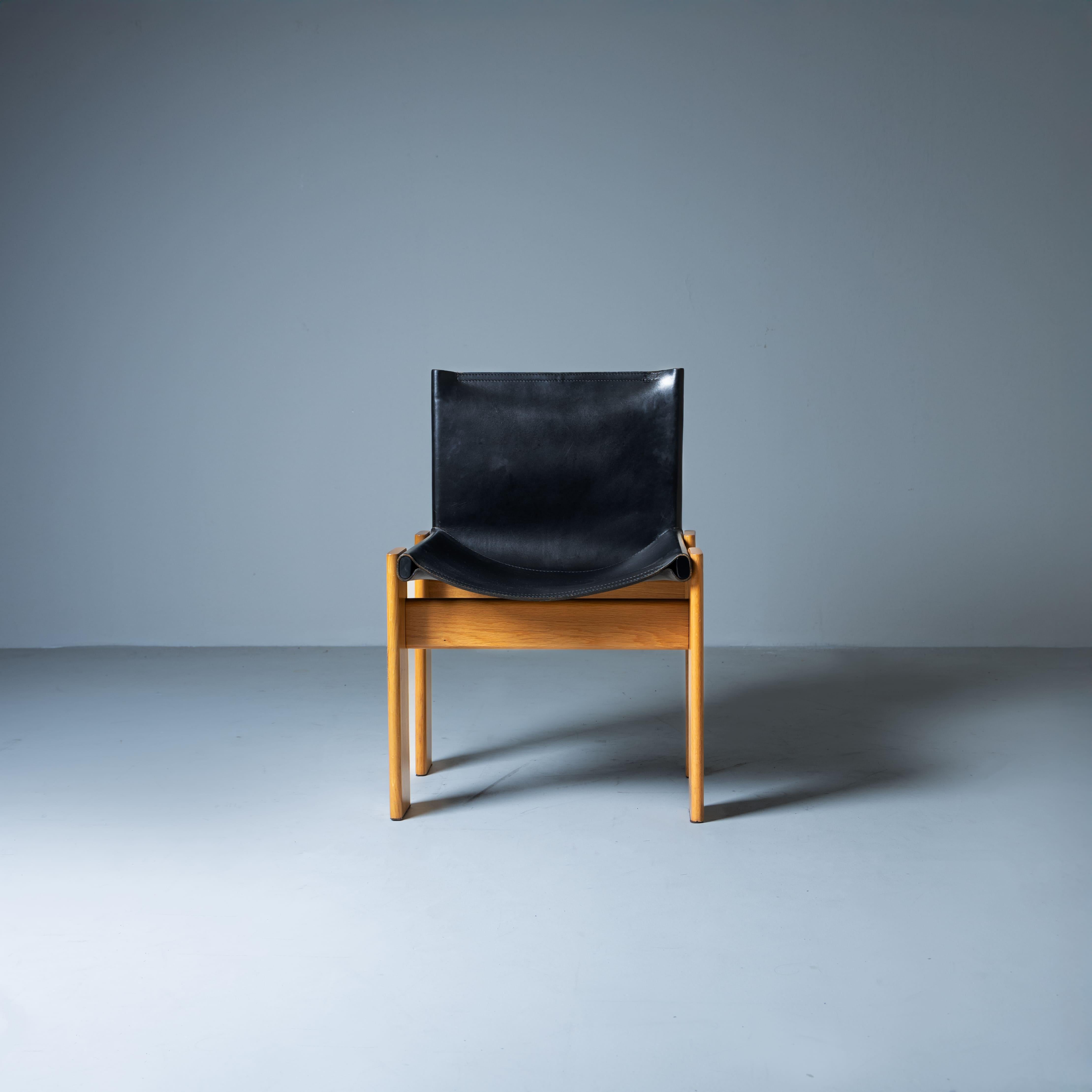 Mid-Century Modern Ensemble de 8 chaises Monk, Afra et Tobia Scarpa pour Molteni 1970 en vente