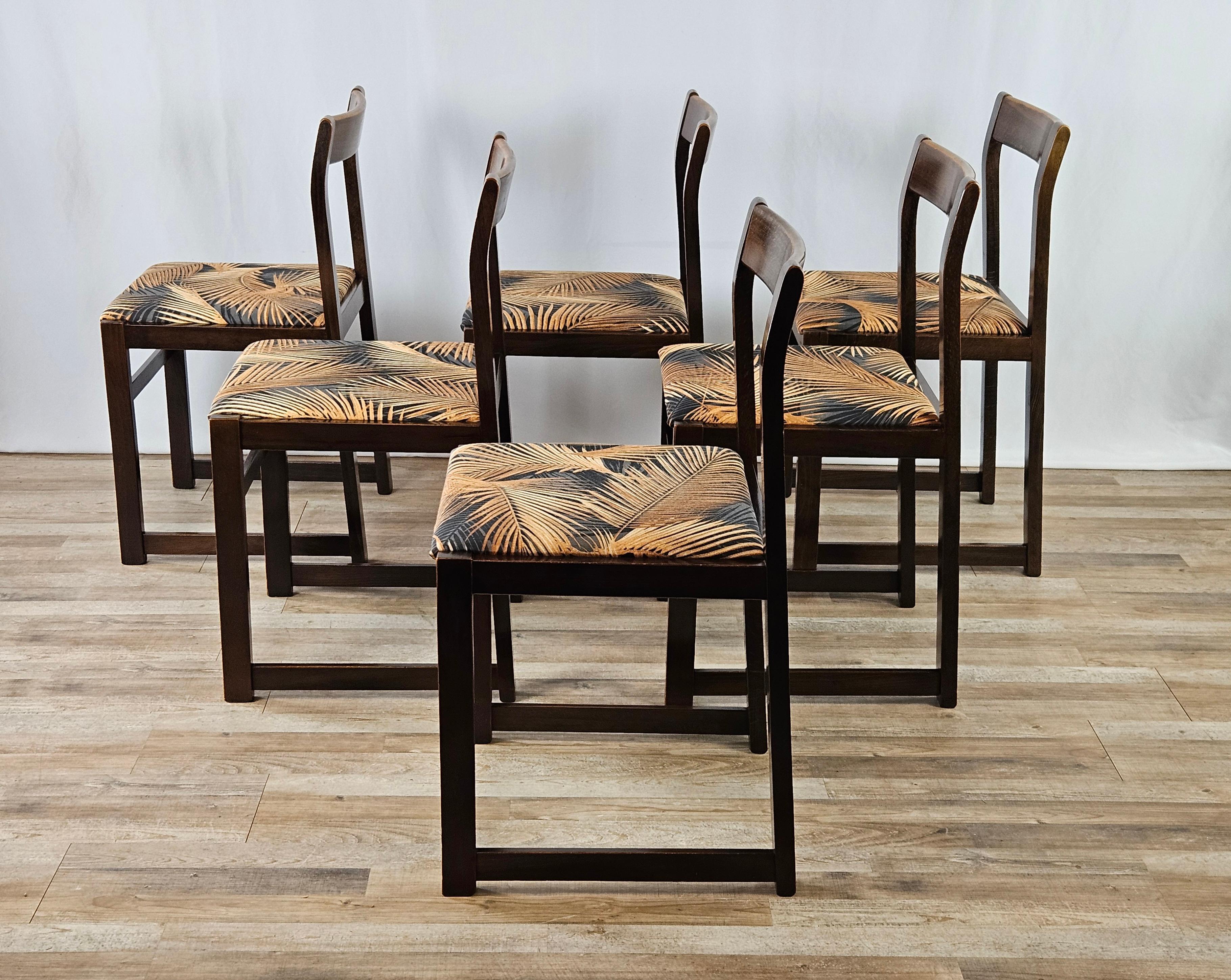 Italian Set di sedie per sala da pranzo con seduta imbottita XX secolo 1970