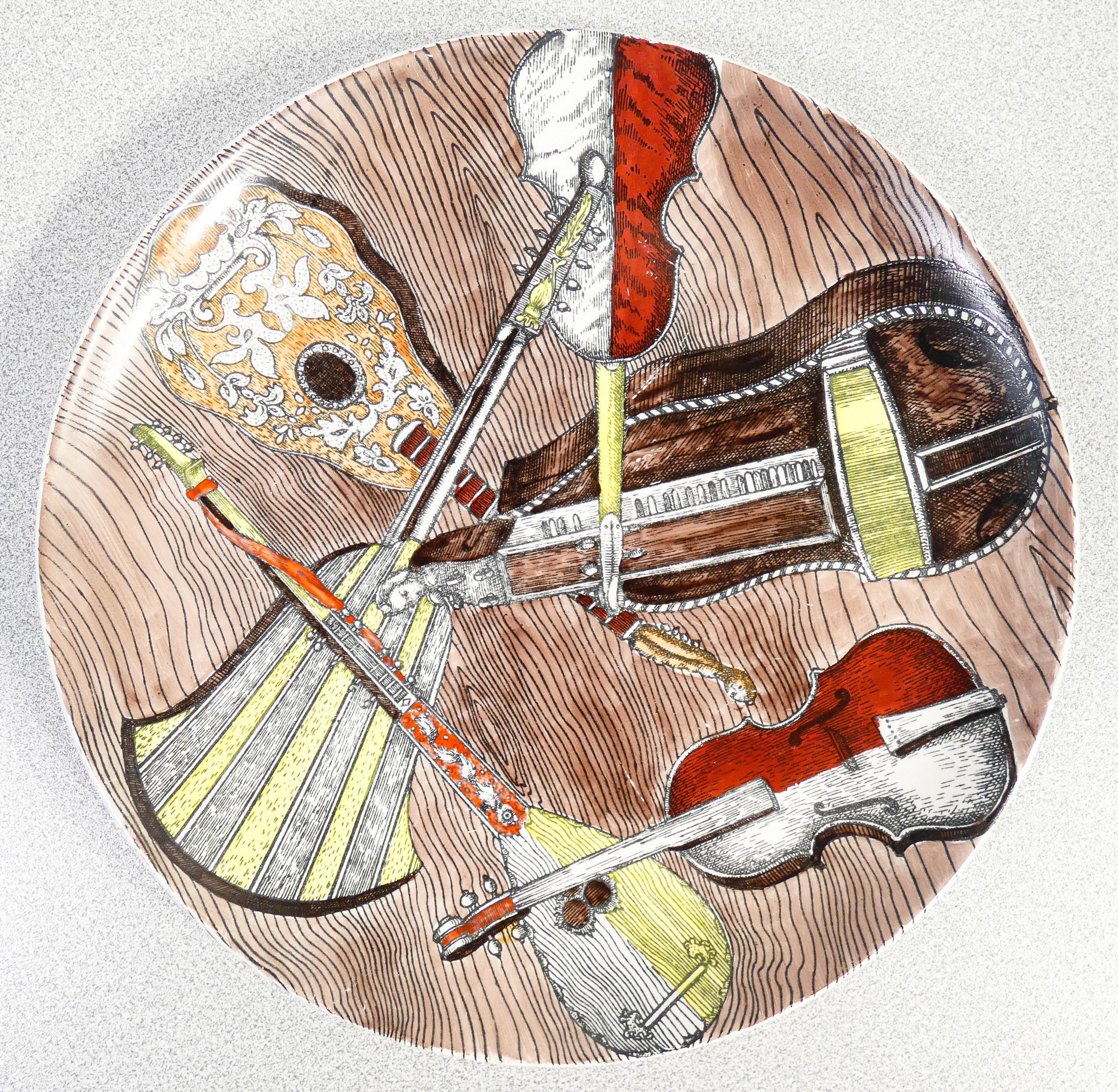 Set di sei piatti, design Piero FORNASETTI série Strumenti Musicali. Anni 50 en vente 7