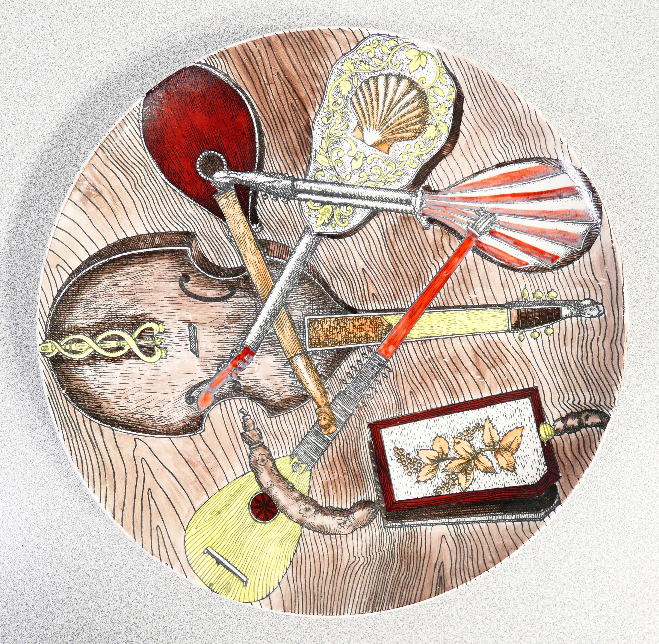 Set di sei piatti, design Piero FORNASETTI série Strumenti Musicali. Anni 50 en vente 1
