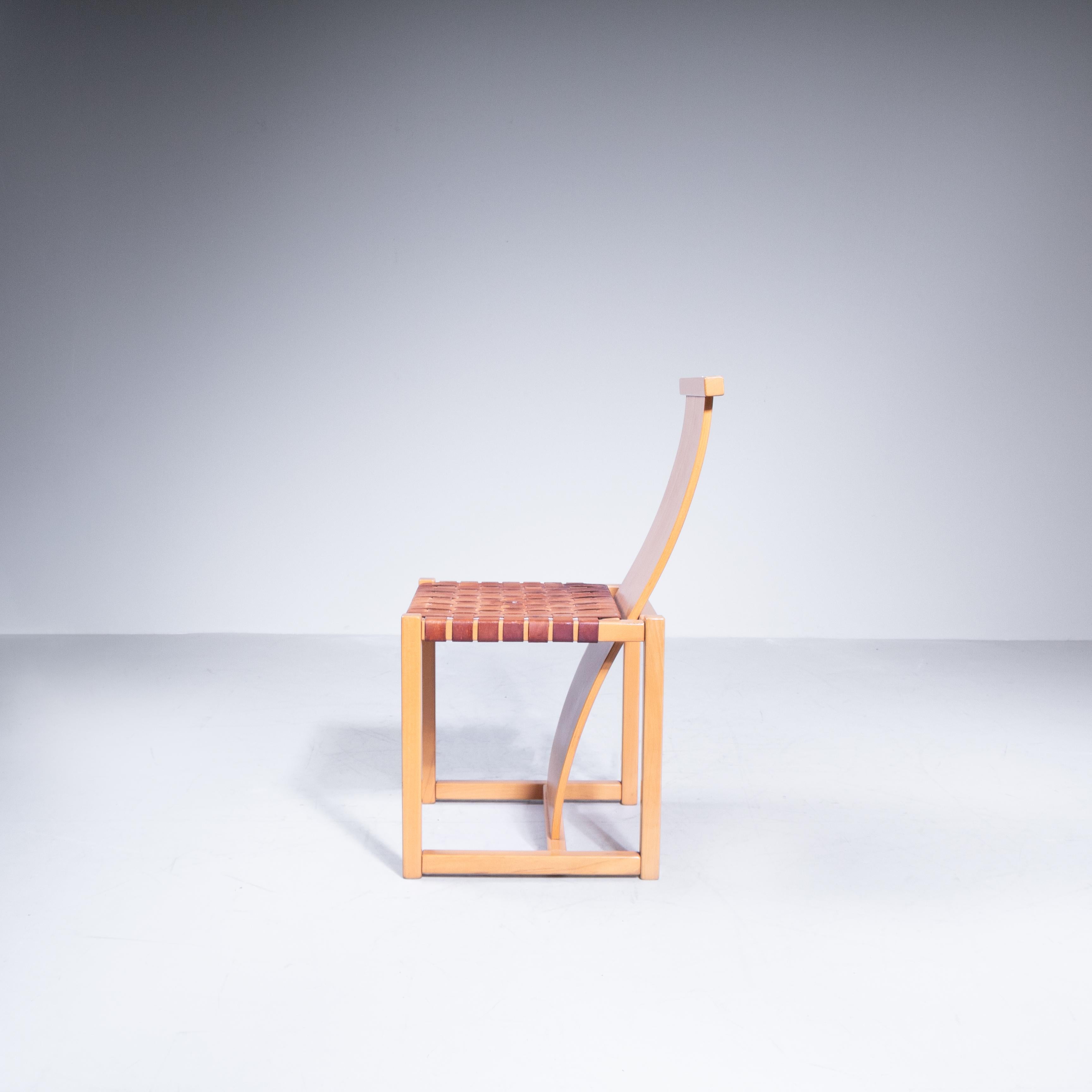 Set di sei sedie da pranzo in legno e cuoio, 1970 in vendita 10