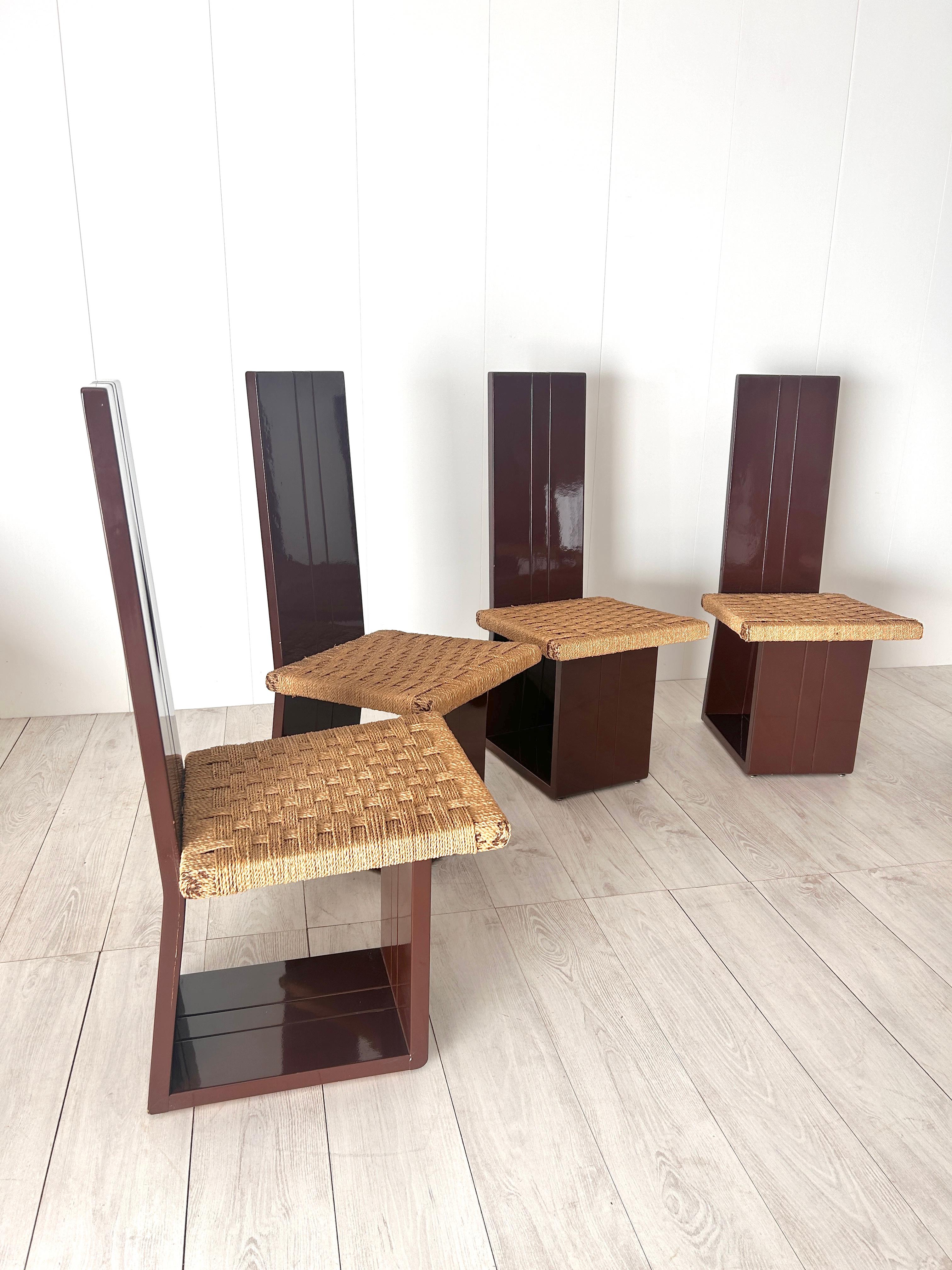 Set di sei sedie in legno laccato e seduta in paglia, Italien, Anni 70, Set im Angebot 5