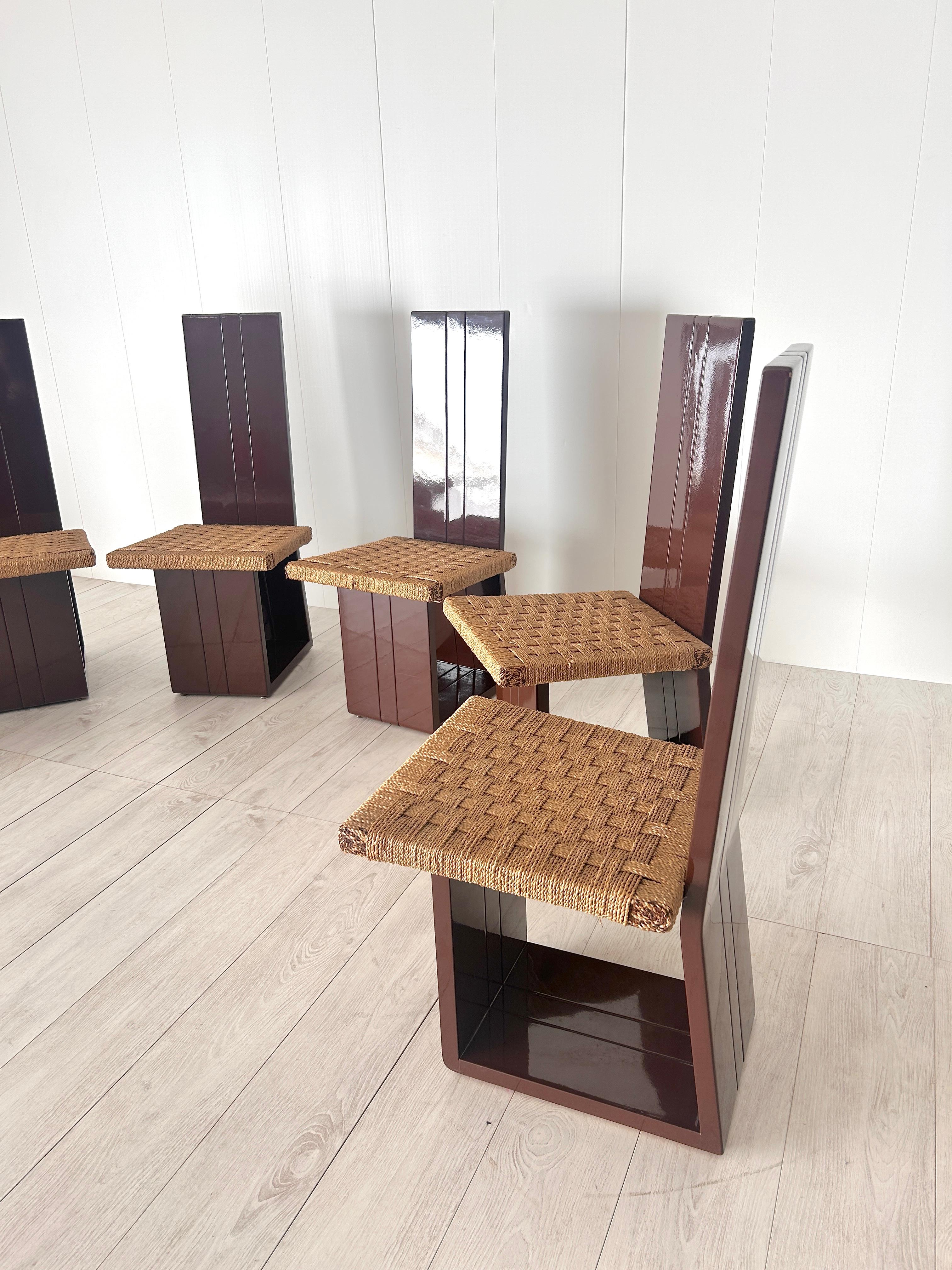 Set di sei sedie in legno laccato e seduta in paglia, Italien, Anni 70, Set im Angebot 6