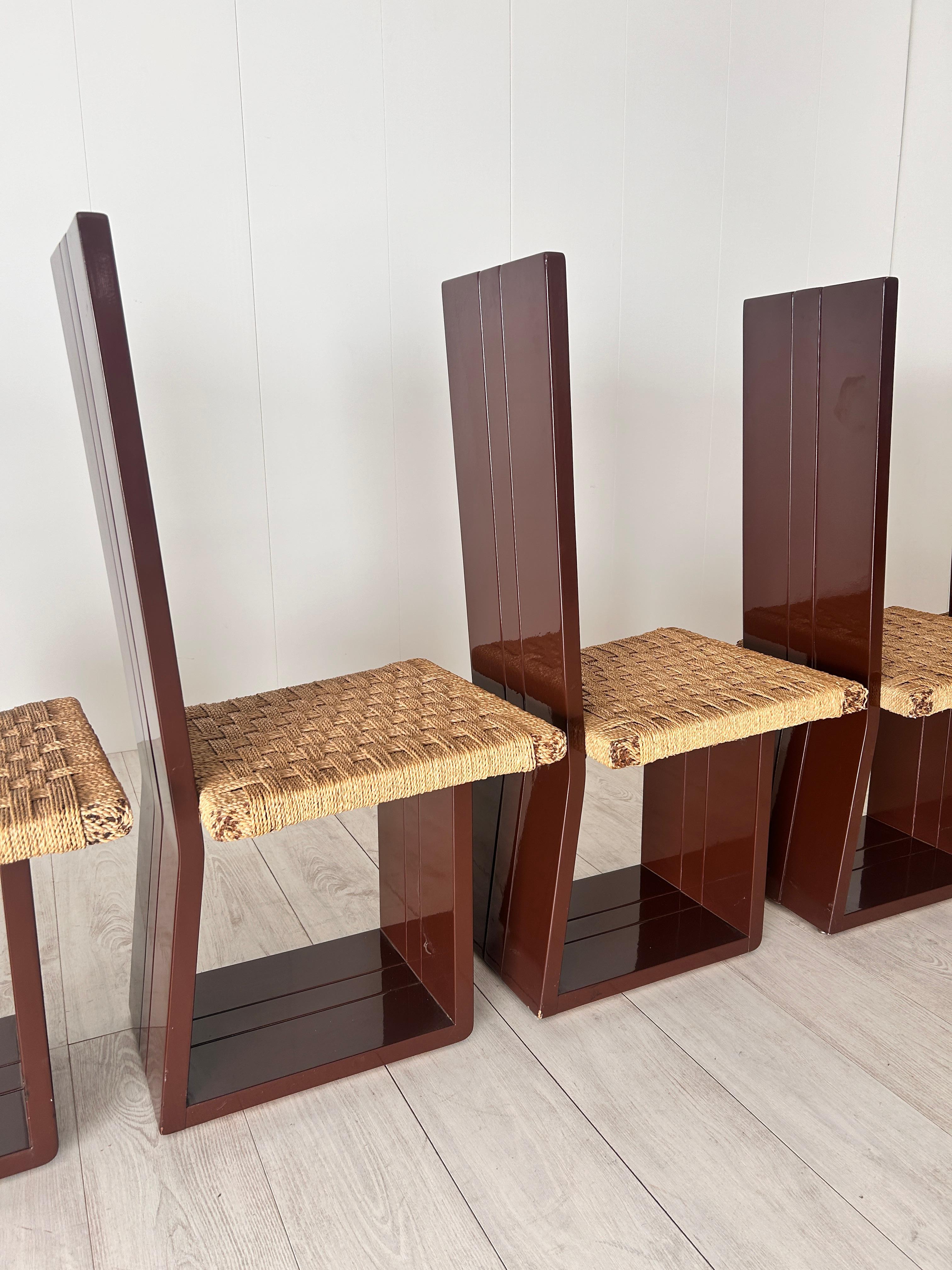 Set di sei sedie in legno laccato e seduta in paglia, Italien, Anni 70, Set im Angebot 11
