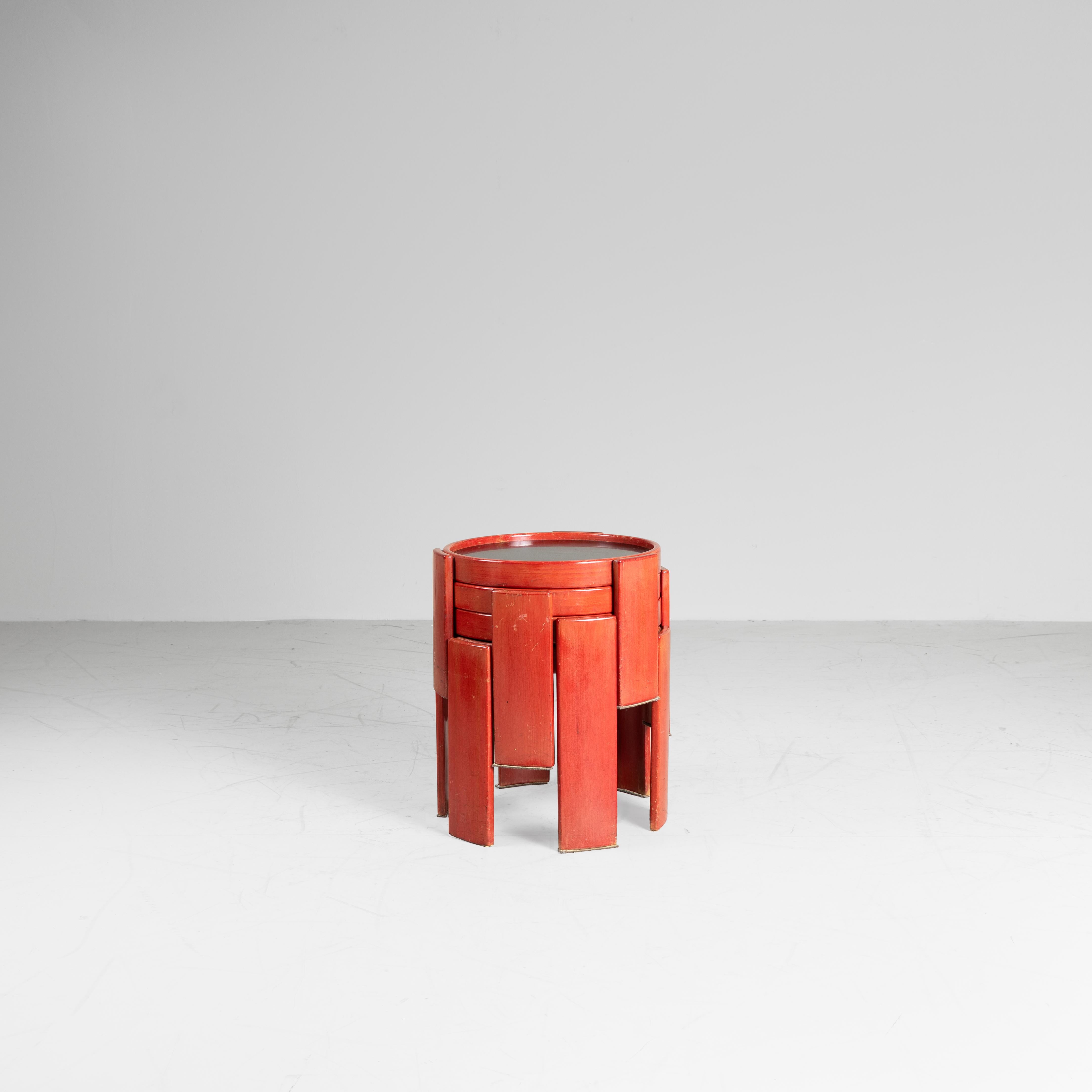 Bois Set di tavolini 780/783 de Gianfranco Frattini, Cassina en vente