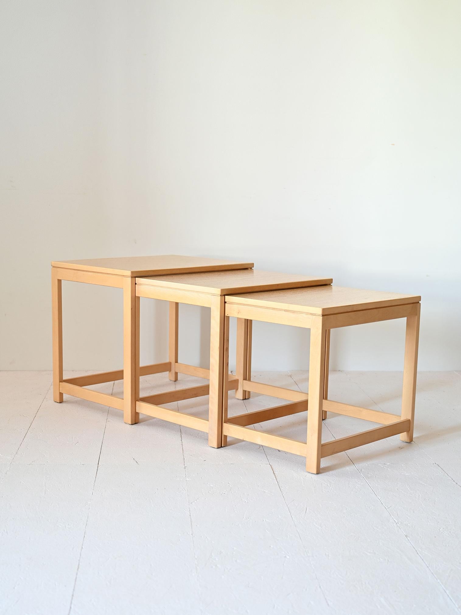 Scandinavian Modern Scandinavian nesting table set For Sale