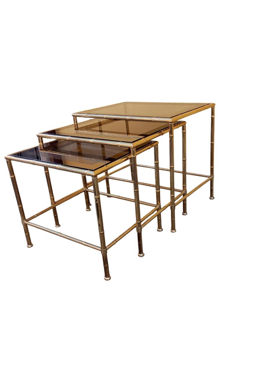 NEST TABLES
A beautiful set of 3 vintage brass coffee tables, produced in Italy between the 1970s and 1980s, in the style of the renowned French design house 