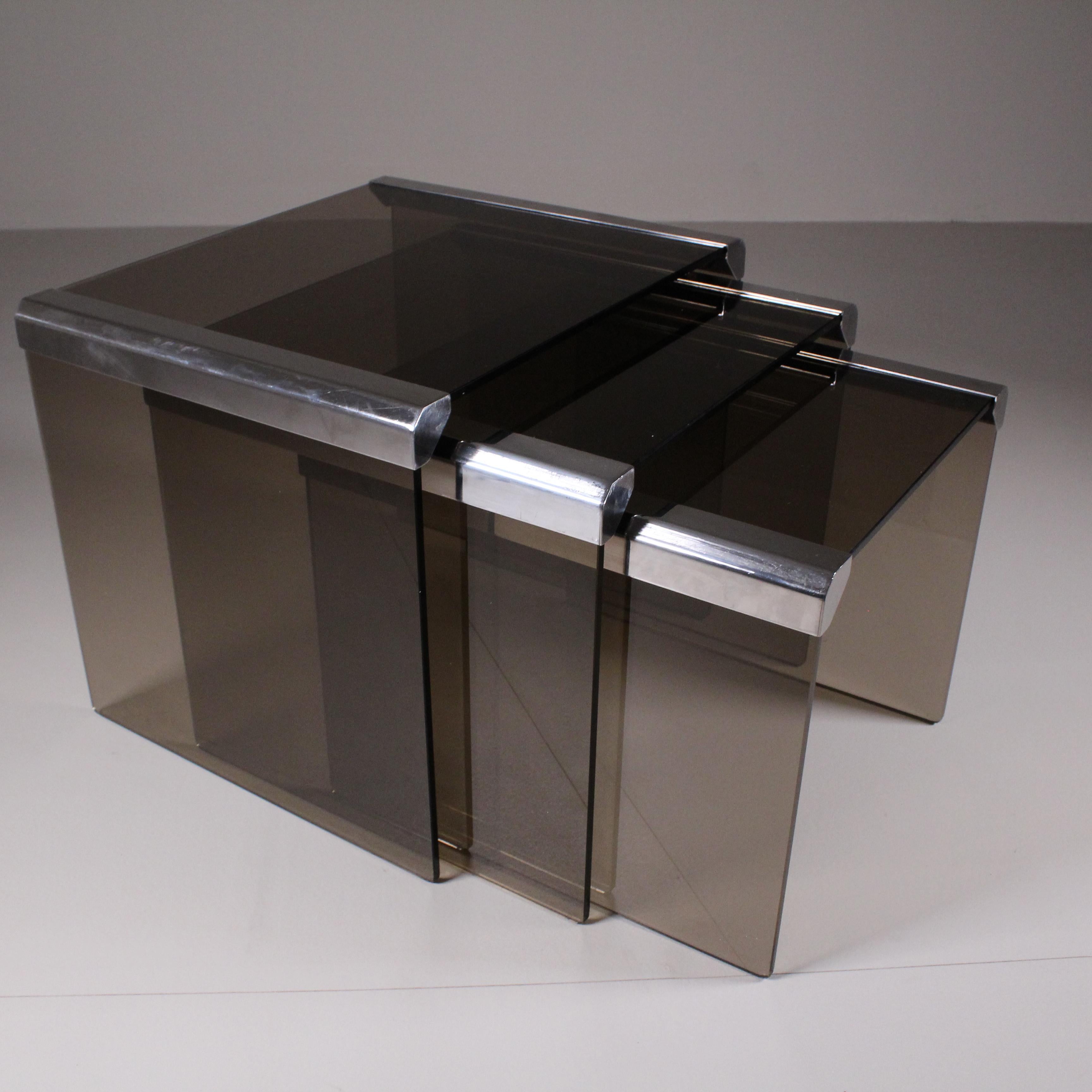 Late 20th Century Set of three nesting tables, Gallotti Radice For Sale