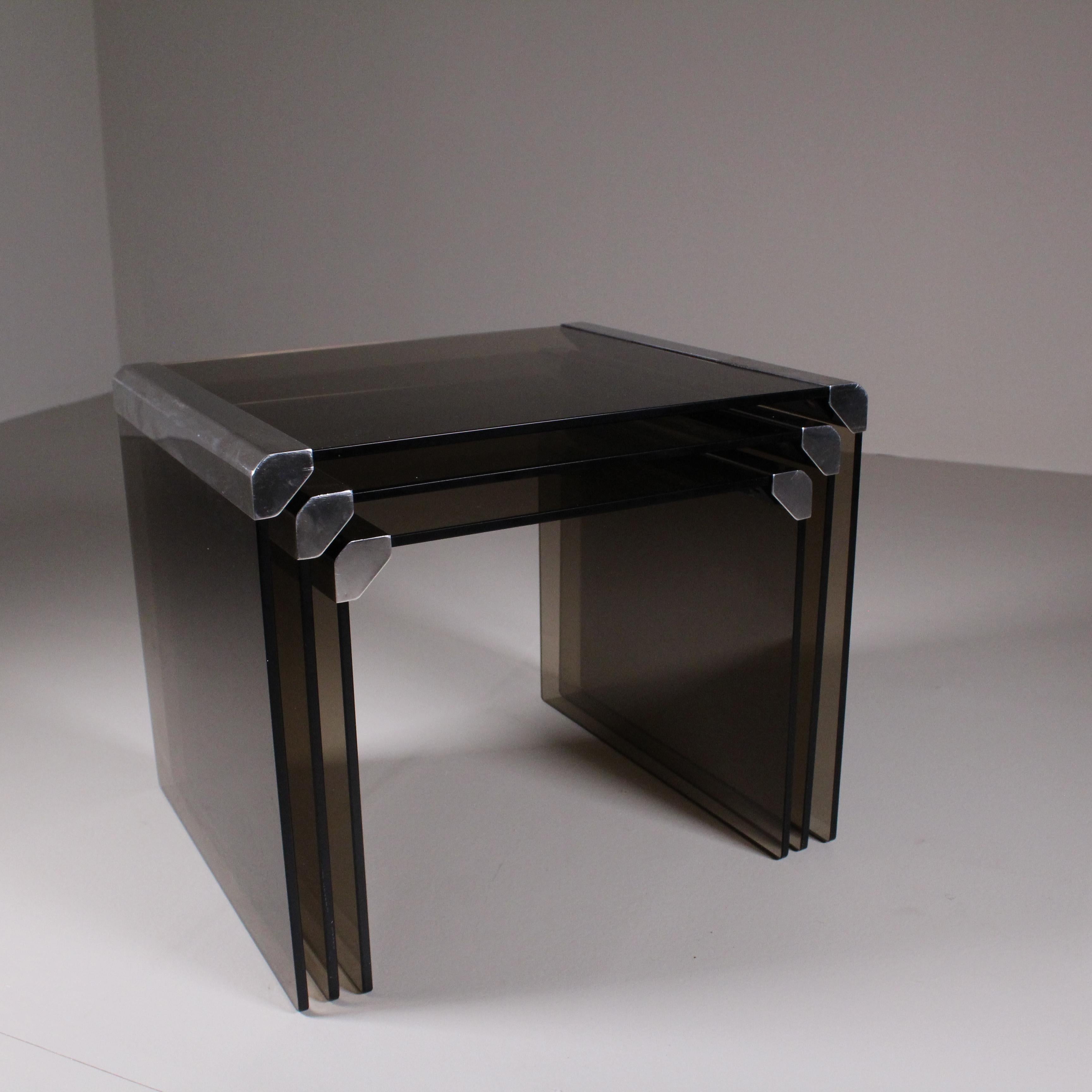 Steel Set of three nesting tables, Gallotti Radice For Sale