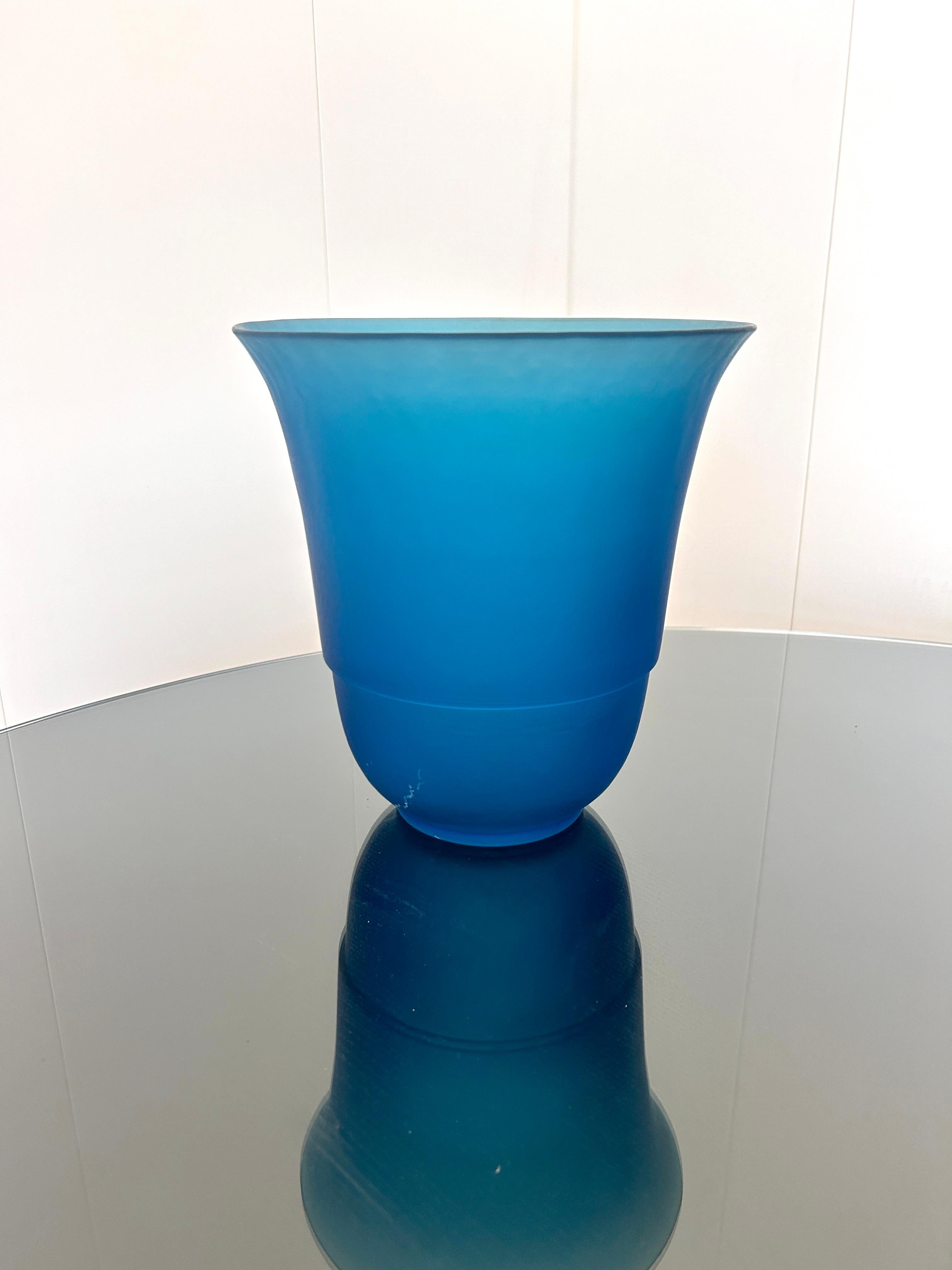 Imposta di  tre vasi VeArt blu, Italia, anni '70 in vendita 1