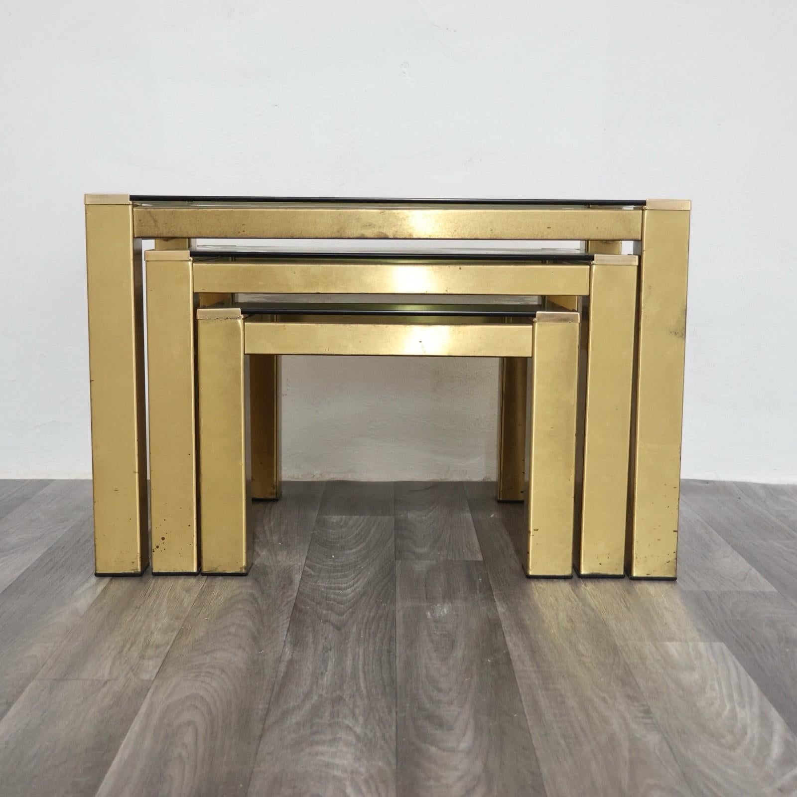 set di Tris tavolini ottone modulari Hollywood Regency 1970 Design Modernariato en vente 5