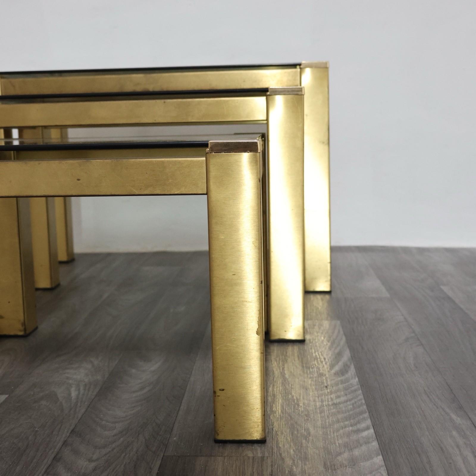 set di Tris tavolini ottone modulari Hollywood Regency 1970 Design Modernariato en vente 6