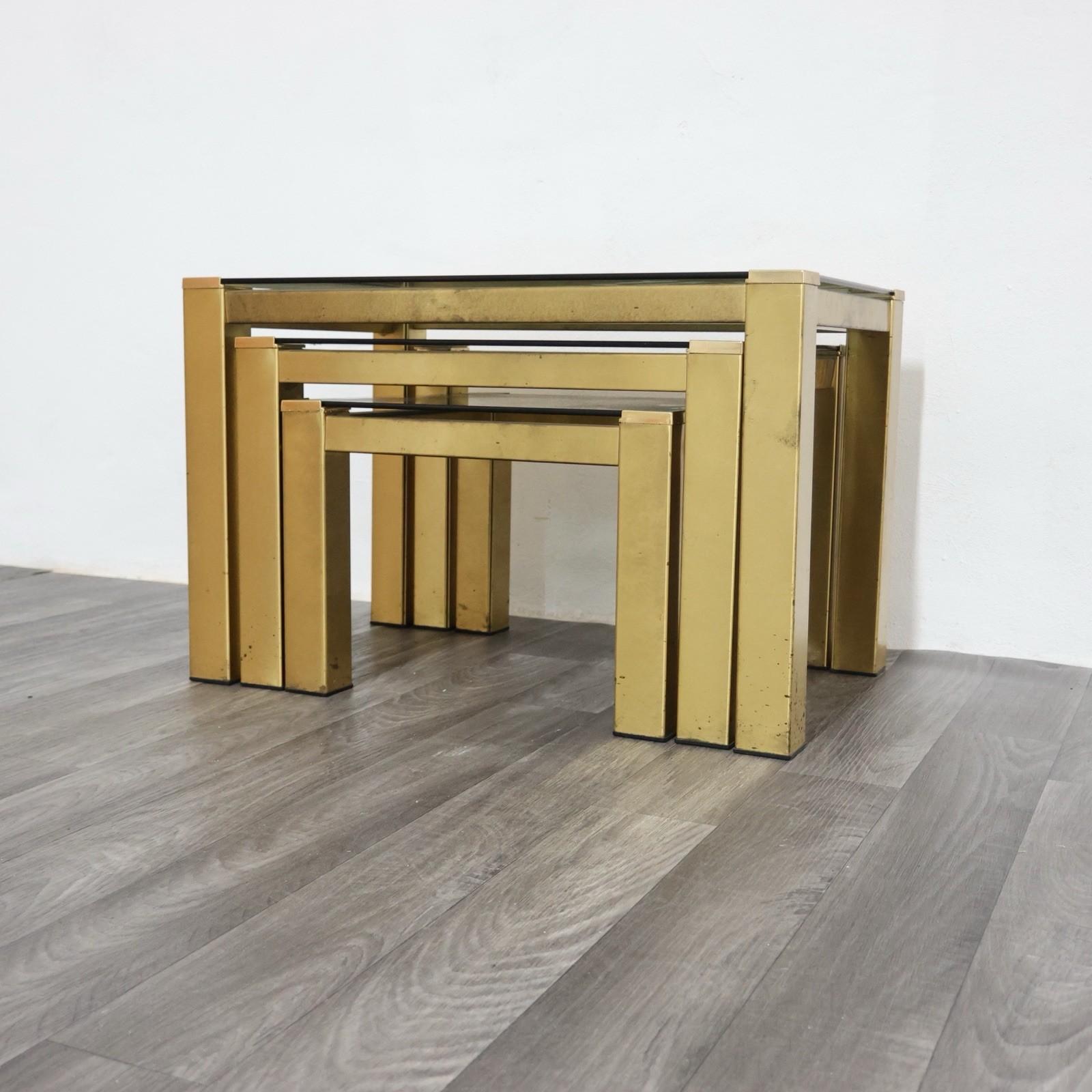 set di Tris tavolini ottone modulari Hollywood Regency 1970 Design Modernariato en vente 7