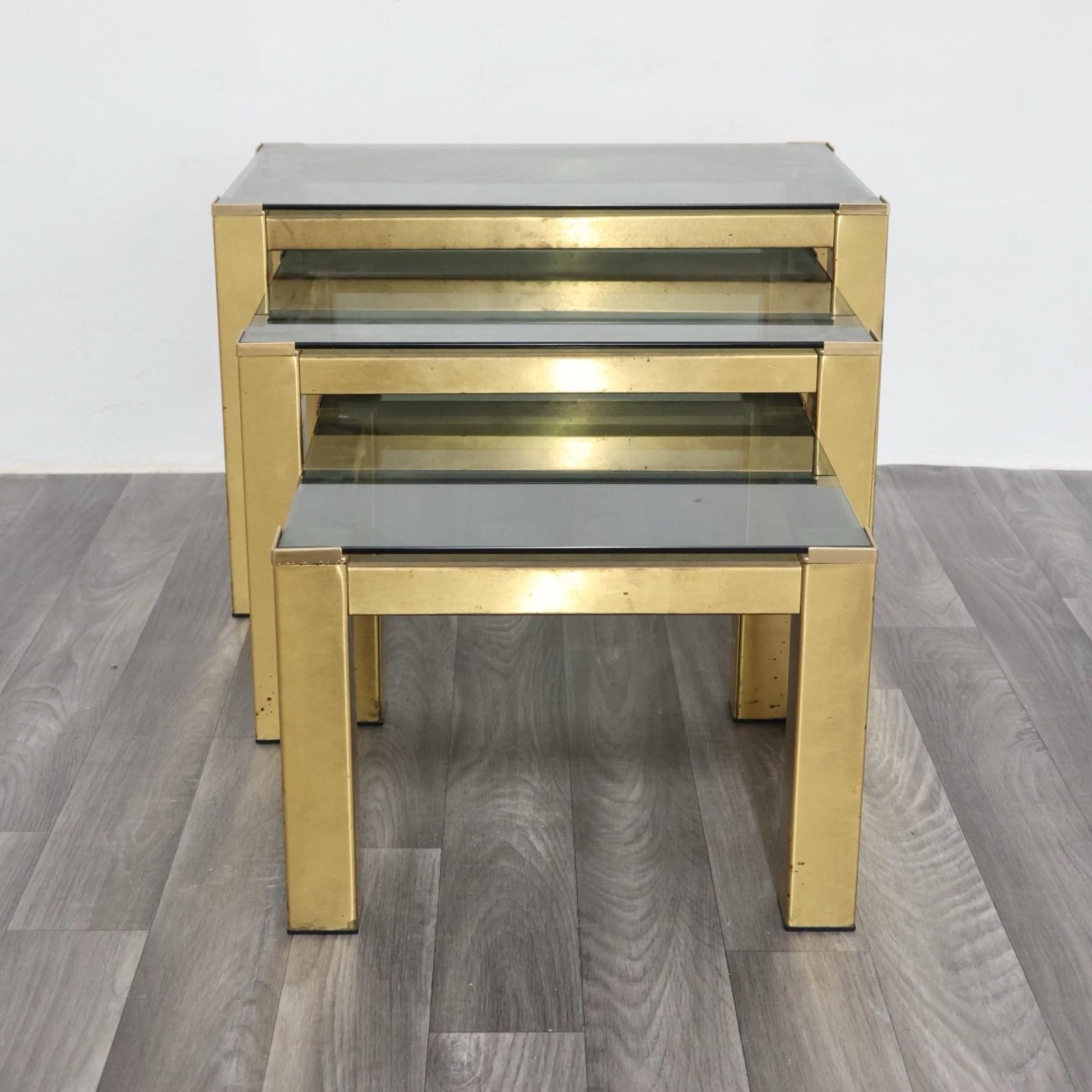 set di Tris tavolini ottone modulari Hollywood Regency 1970 Design Modernariato en vente 2