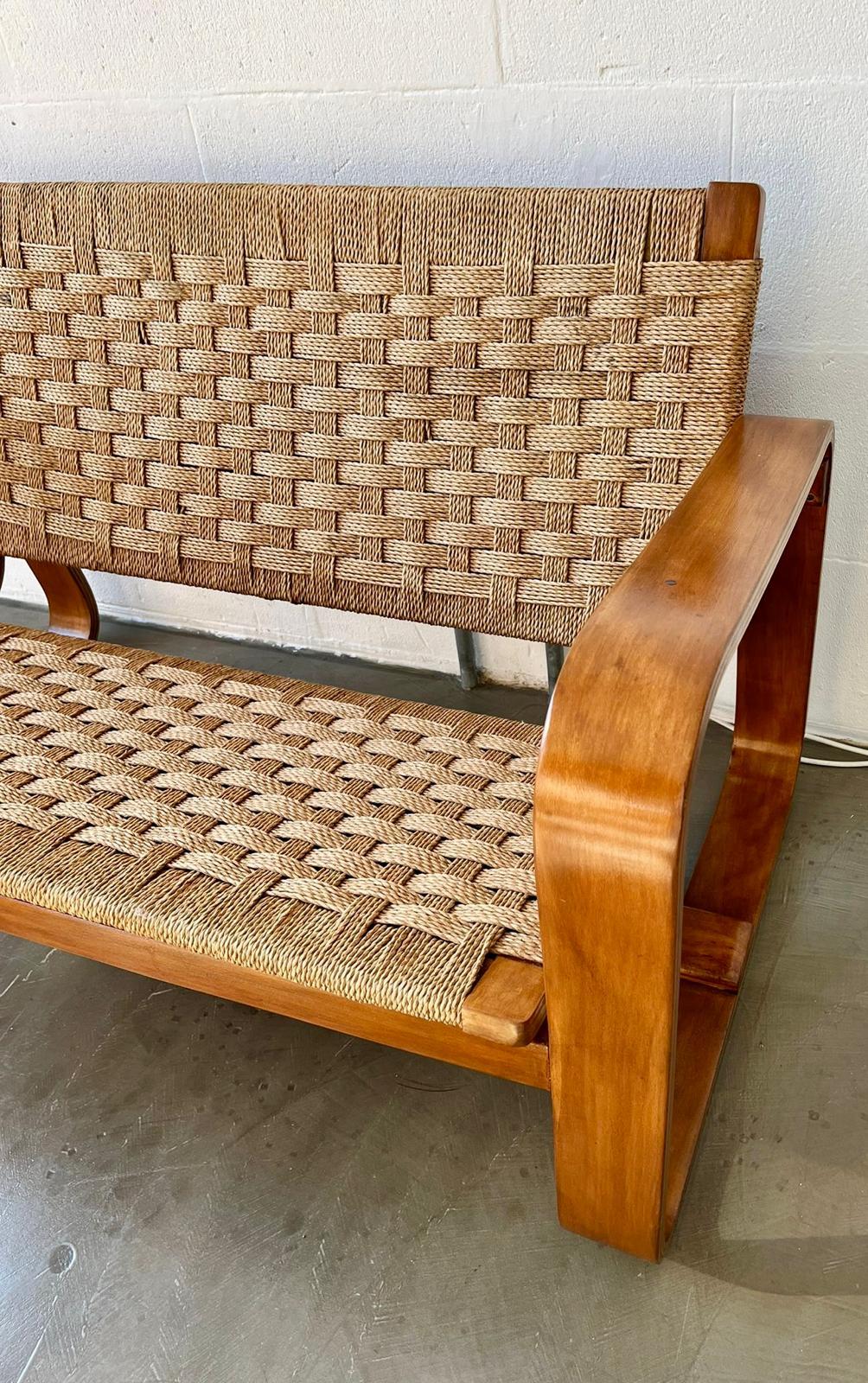 Set divano, poltrona e tavolo, G. Pagano Pogatschnig & G. Maggioni, 1941, Italia in vendita 1