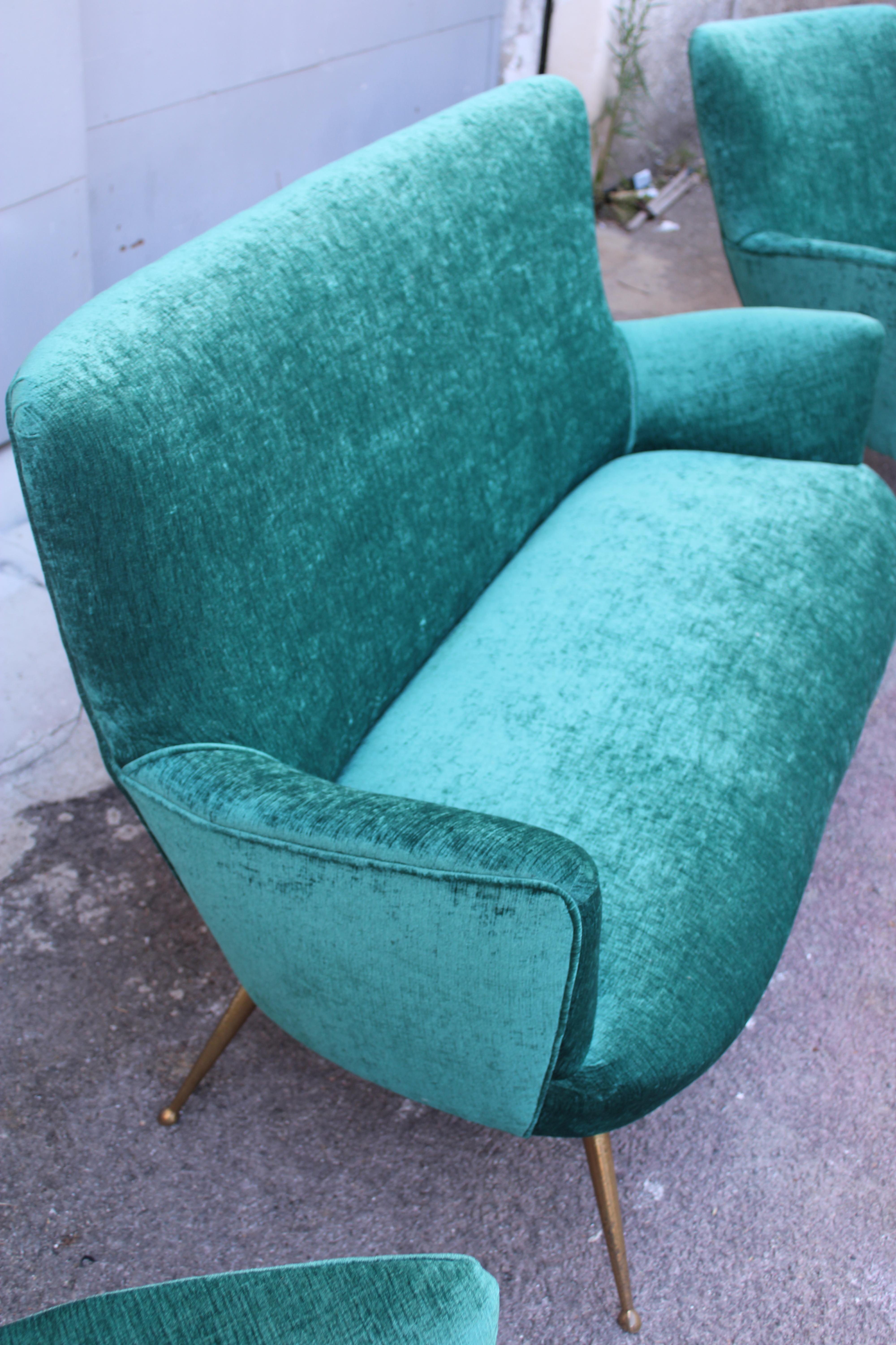 Set Divano Poltrone Italiane Mid-centruy Piedi Ottone a spillo Velluto Verde in vendita 6