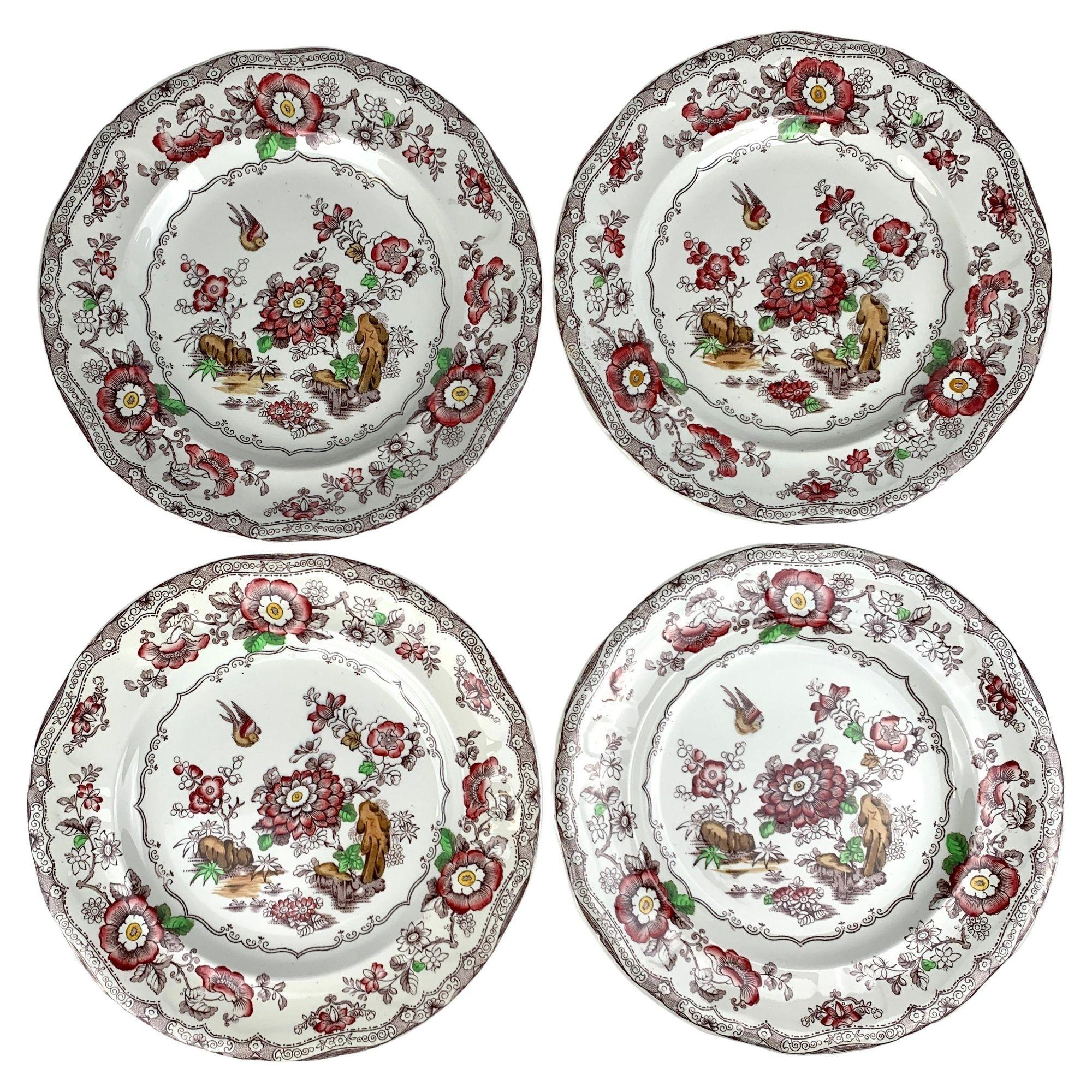 Apogée victorien Ensemble d'une douzaine d'assiettes plates Staffordshire, Angleterre, XIXe siècle, vers 1870 en vente