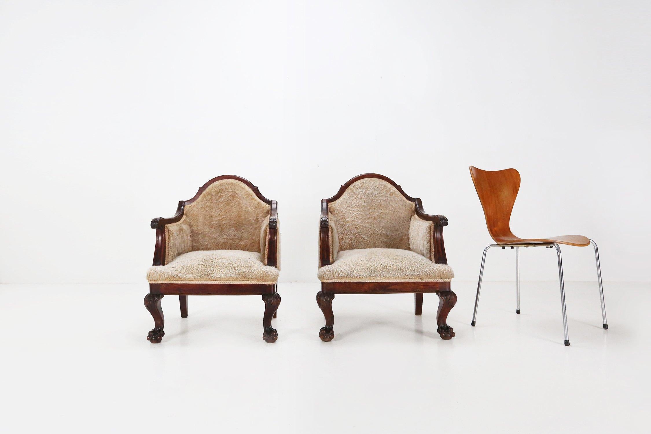Set early Empire solid mahogany wood and sheepskin armchairs, France 1820s For Sale 6