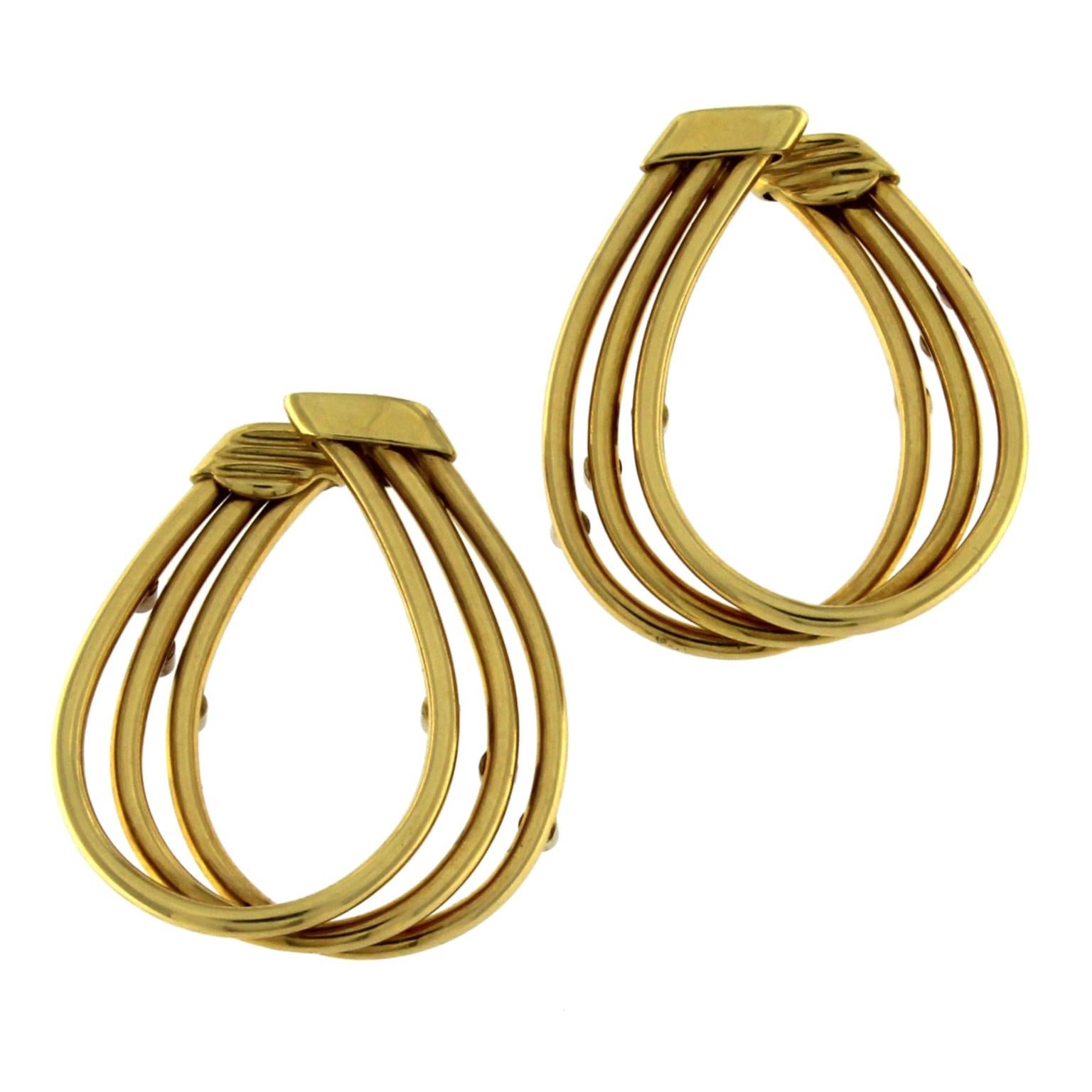 Set Earrings and Ring in 18 Karat Yellow Gold and Diamonds For Sale 2