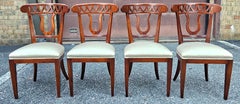 Satz Acht Fratelli Sanvito Neoklassische Obstholz und gepolsterte Esszimmerstühle