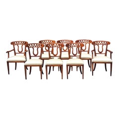 Set di otto sedie da pranzo neoclassiche in legno e imbottite di Fratelli Sanvito