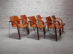Ensemble de huit chaises empilables conçu par Ulrich Böhme & Wulf Schneider pour Thonet.