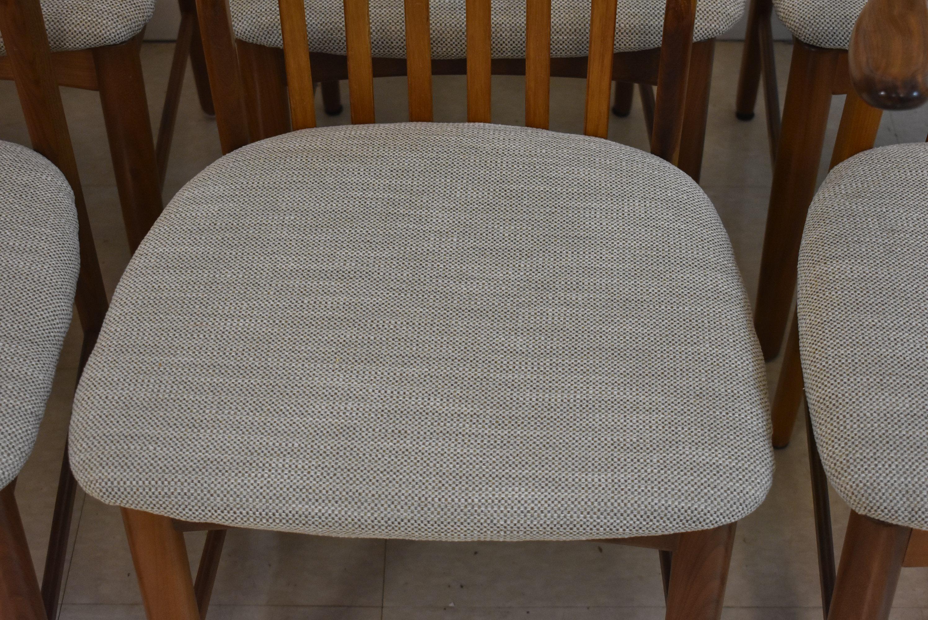 Conjunto de ocho sillas de comedor danesas de teca Svend Madsen para Moreddi en venta 2