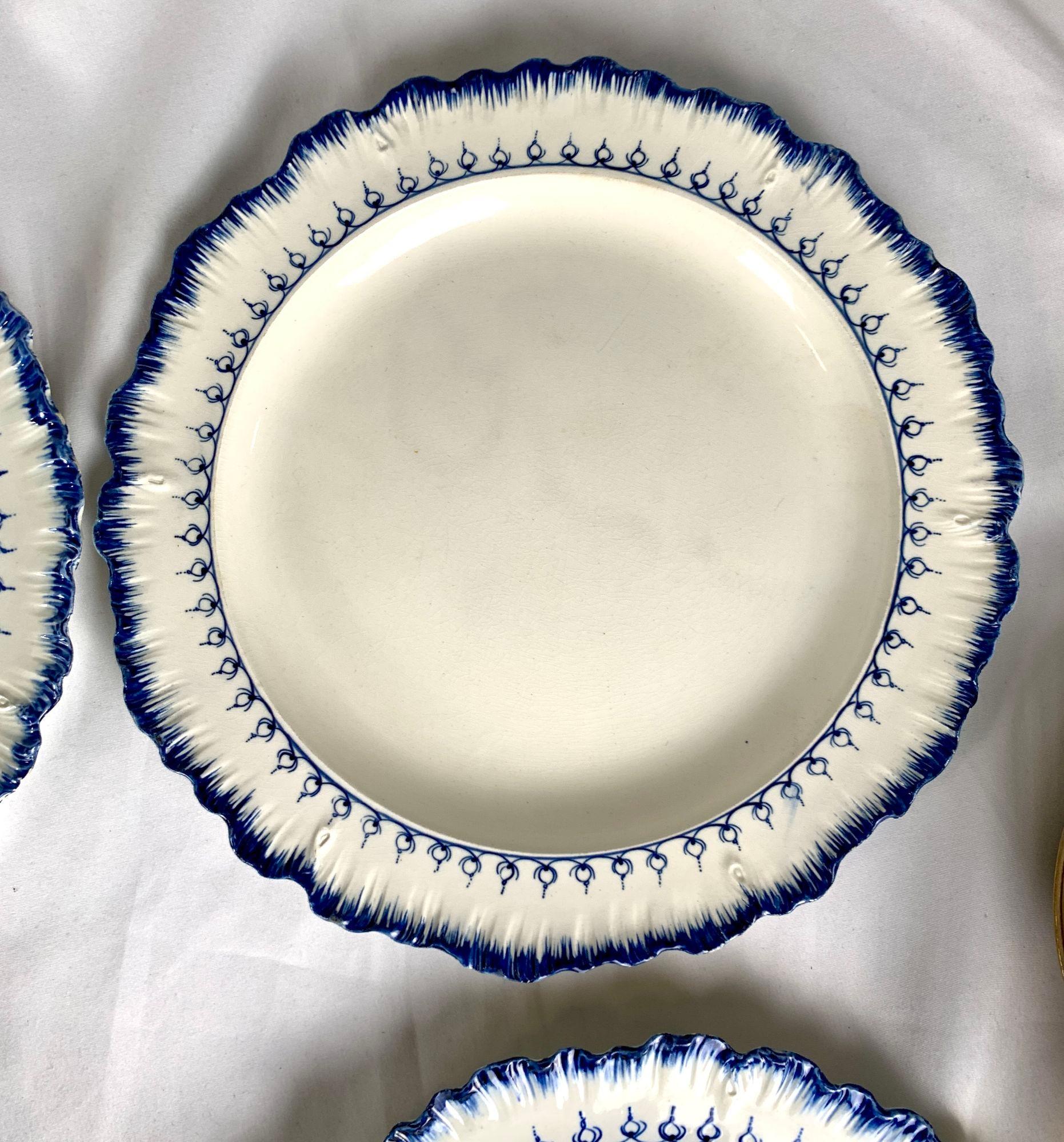 Earthenware Set Eight Wedgwood Dinner Plates Mared Pattern Made England Circa 1840 For Sale
