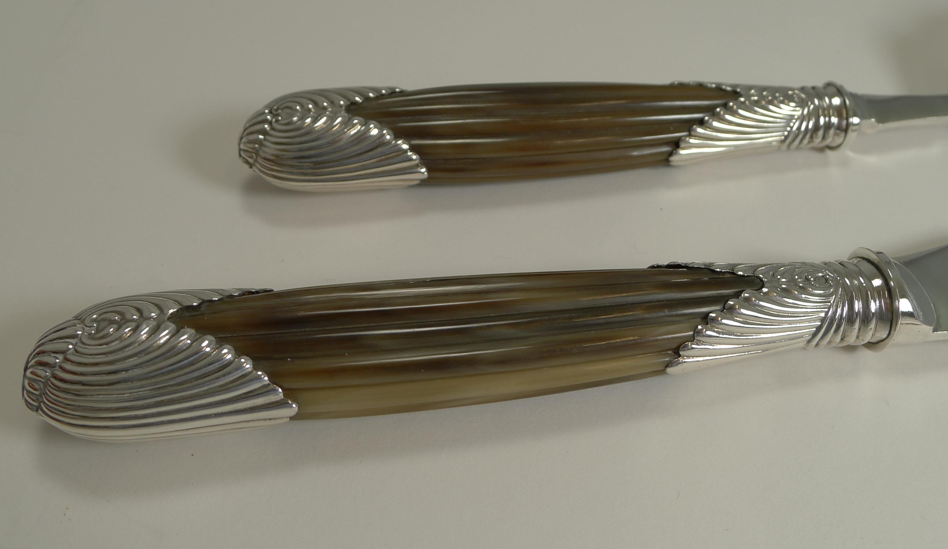 Set of Fish Servers, Horn Handles; Hunting / Dog Engraved, circa 1890 In Good Condition For Sale In Bath, GB