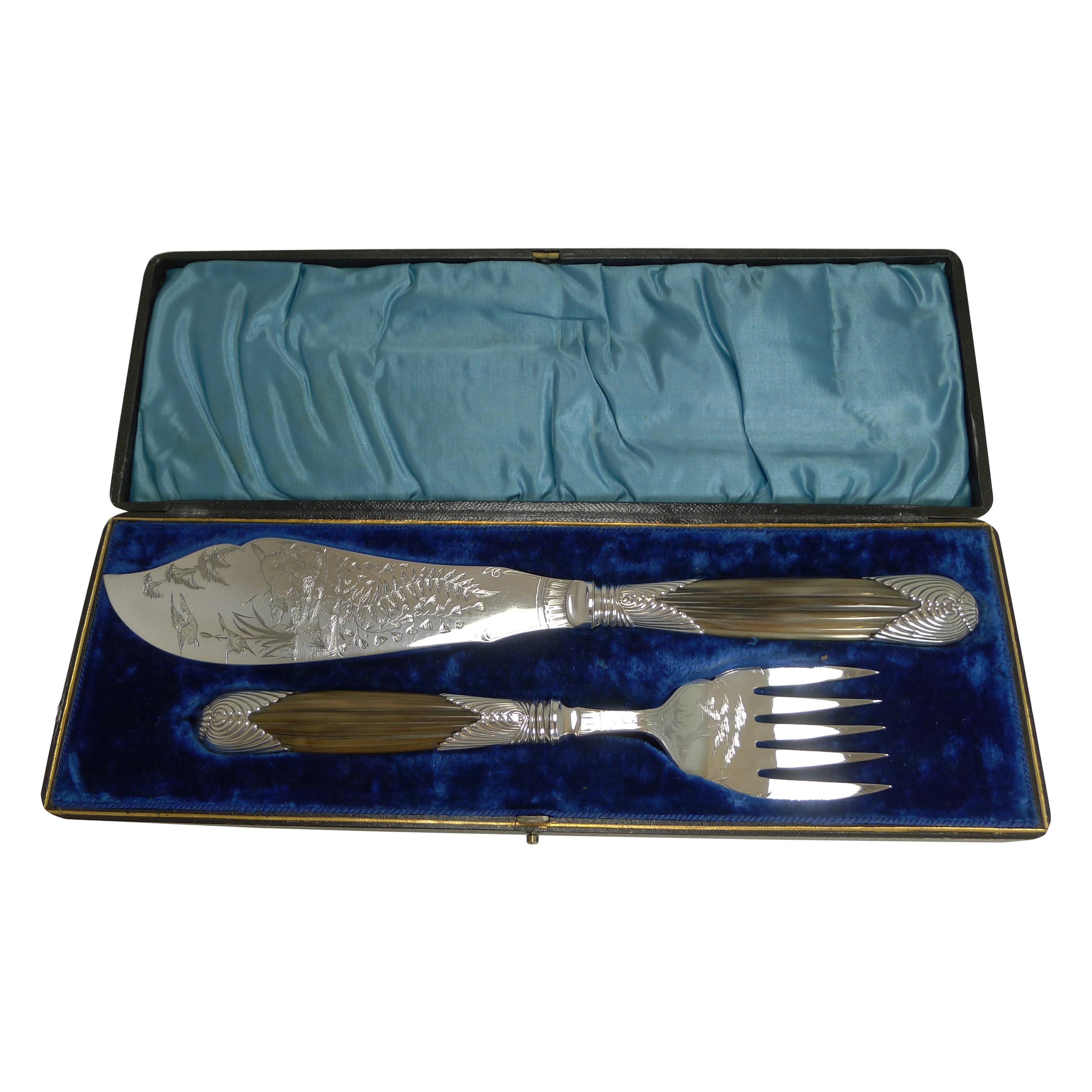 Set of Fish Servers, Horn Handles; Hunting / Dog Engraved, circa 1890 For Sale